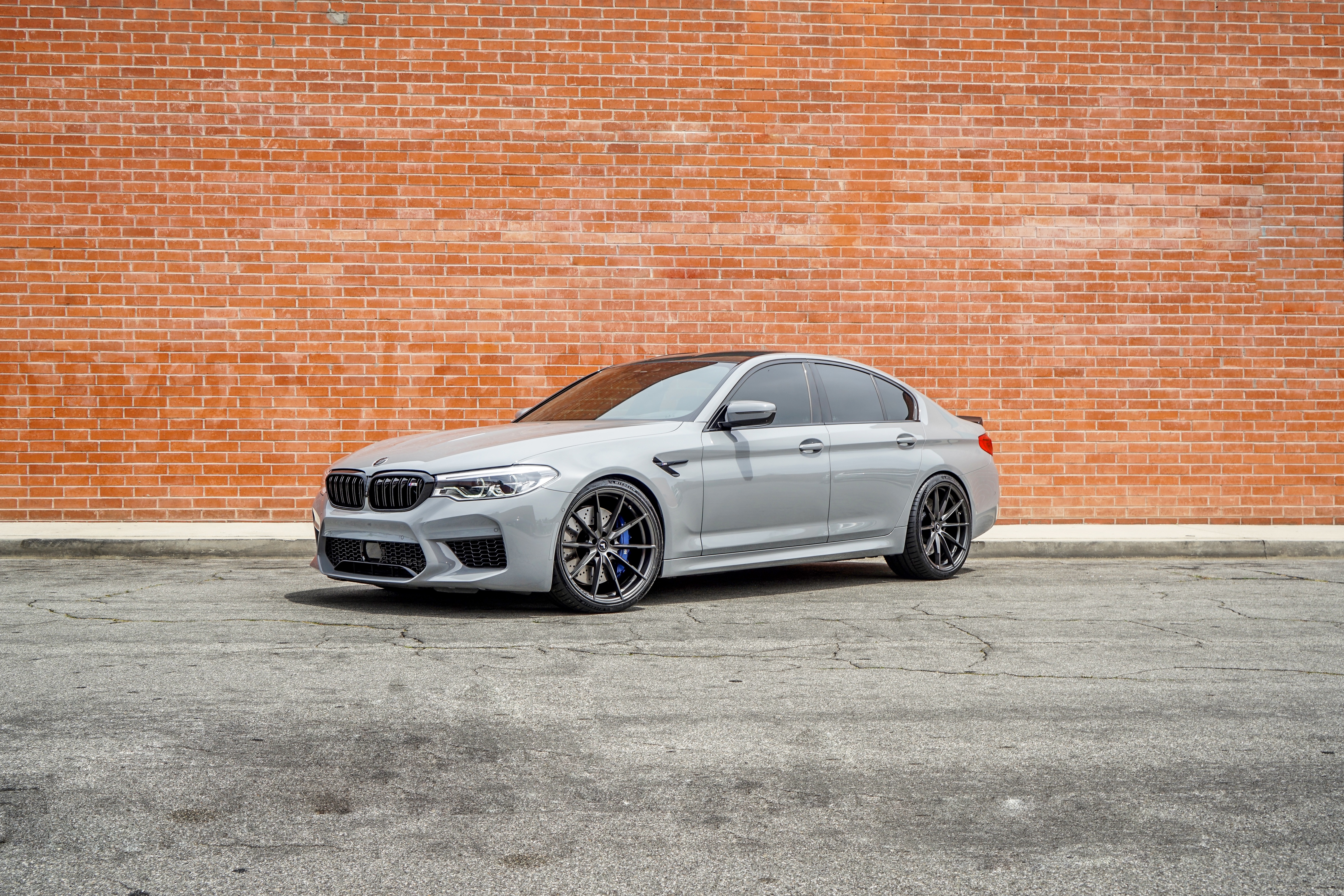 Vehicles BMW F90 HD Wallpaper | Background Image