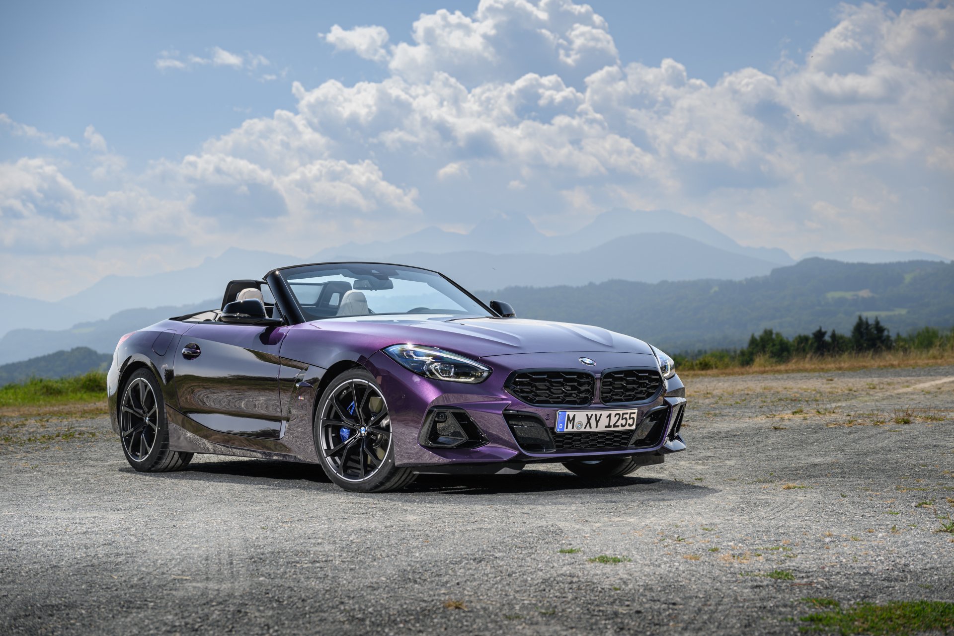 Download Vehicle BMW Z4 4k Ultra HD Wallpaper
