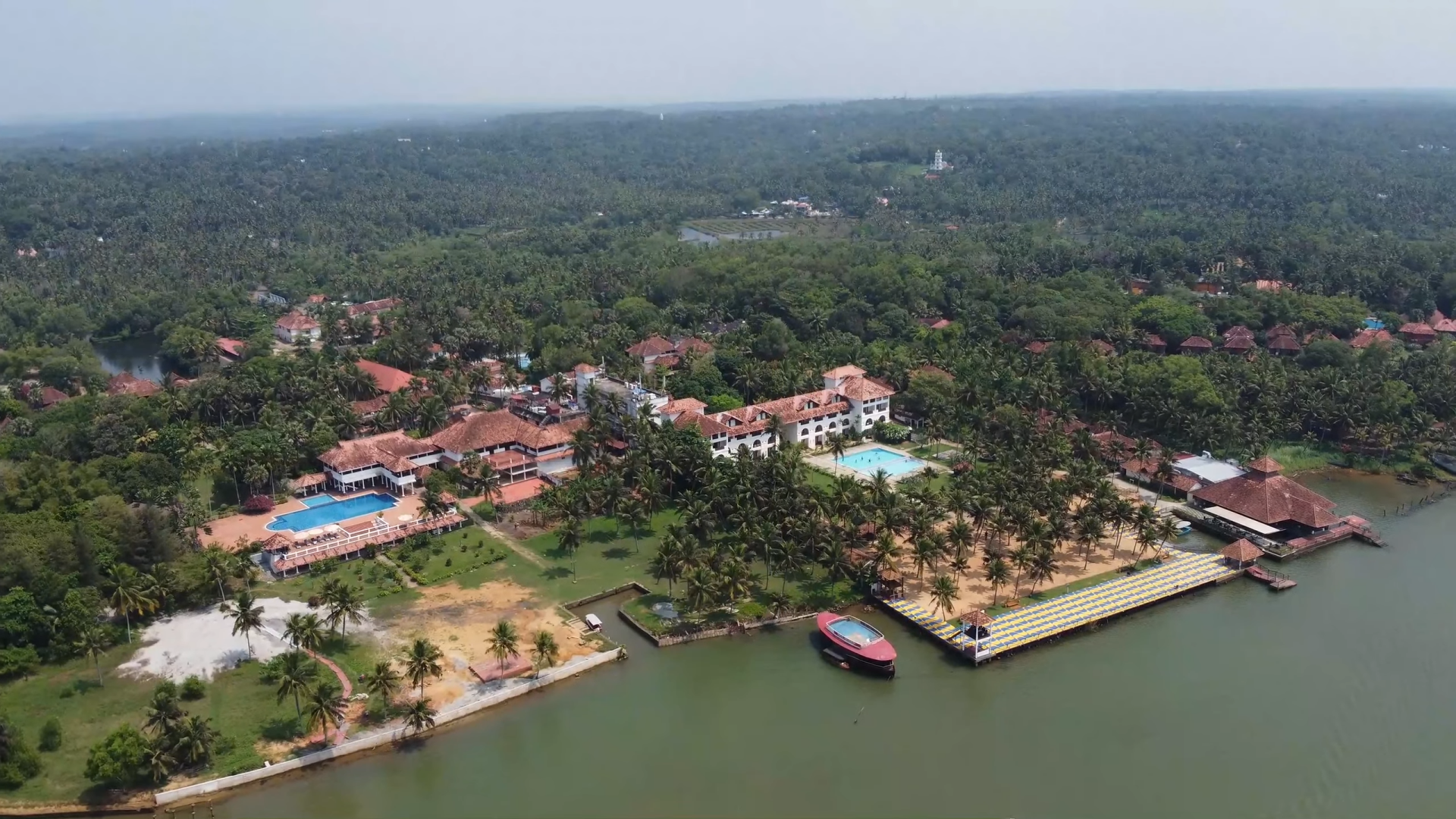 Trivandrum Backwaters by jethiya