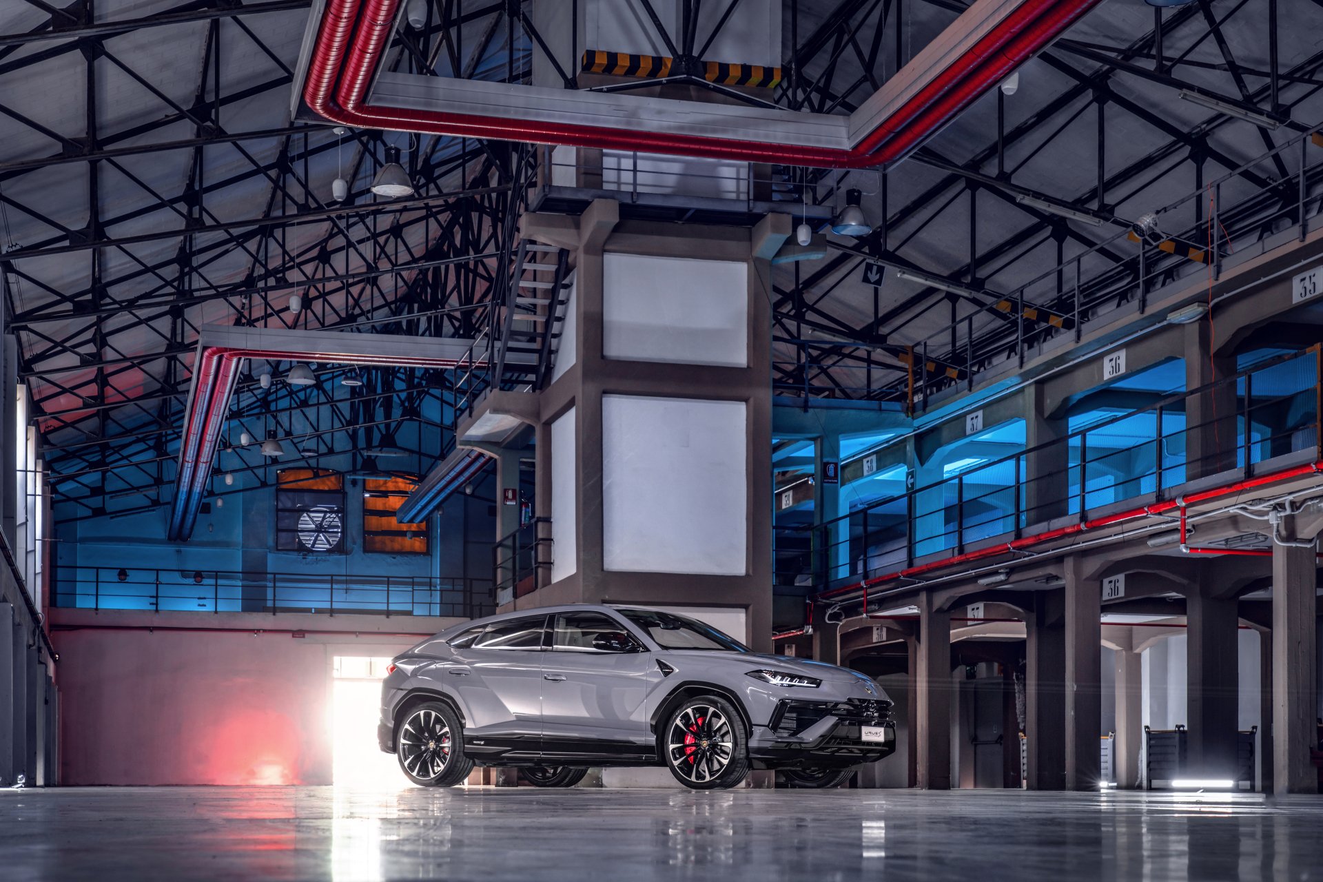 Download Vehicle Lamborghini Urus S 4k Ultra HD Wallpaper