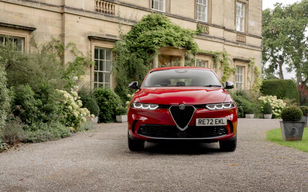 vehicle Alfa Romeo Tonale HD Desktop Wallpaper | Background Image