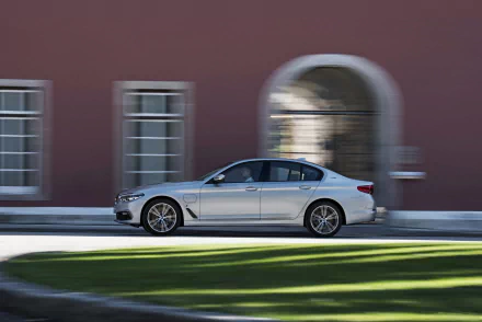 vehicle BMW 5 Series HD Desktop Wallpaper | Background Image