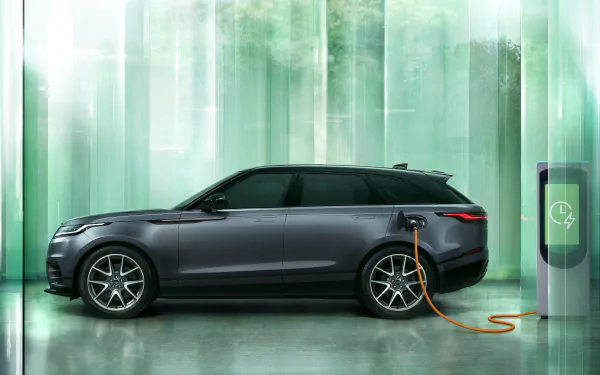 Range Rover Velar P400e