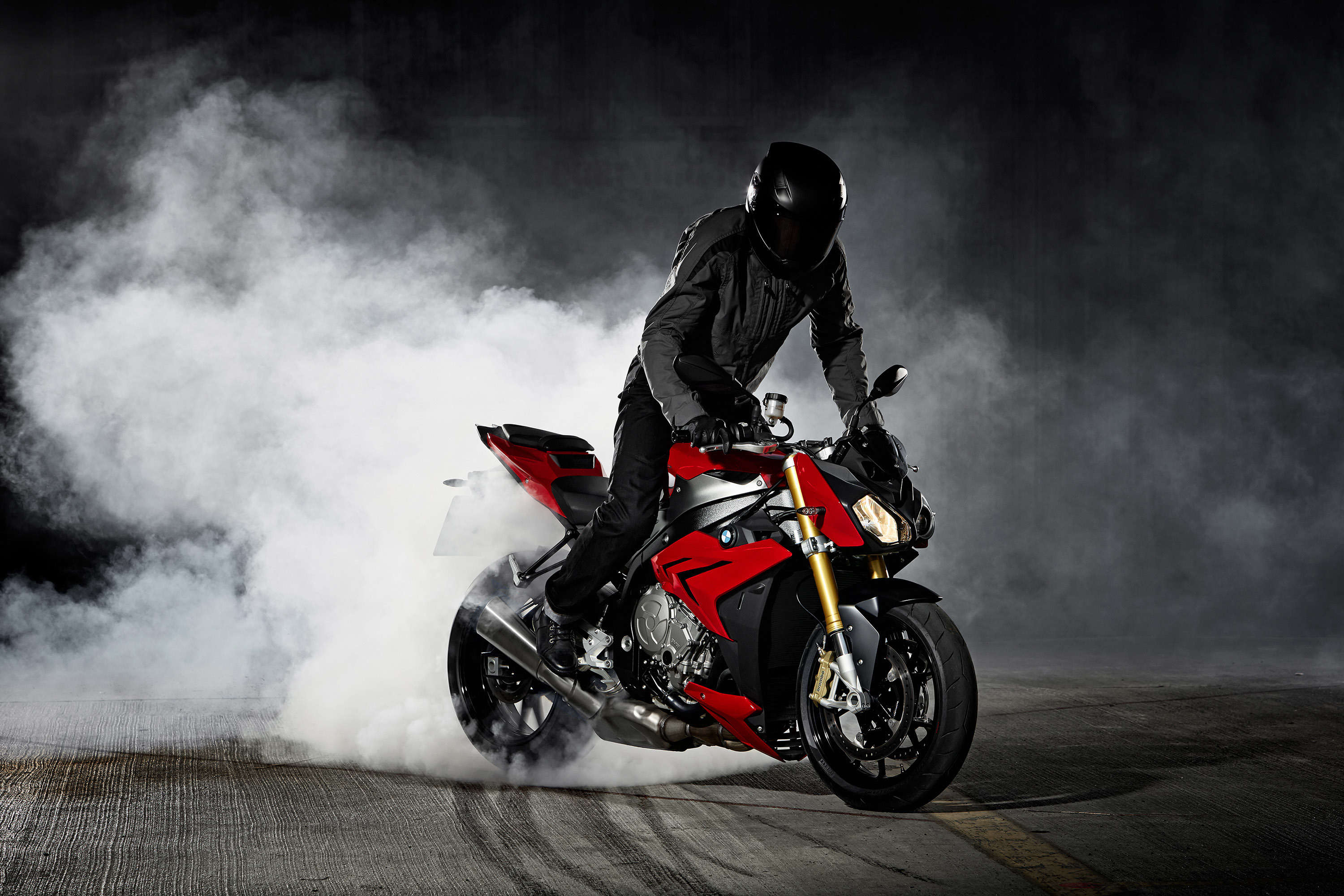 Download Vehicle BMW S1000R 4k Ultra HD Wallpaper