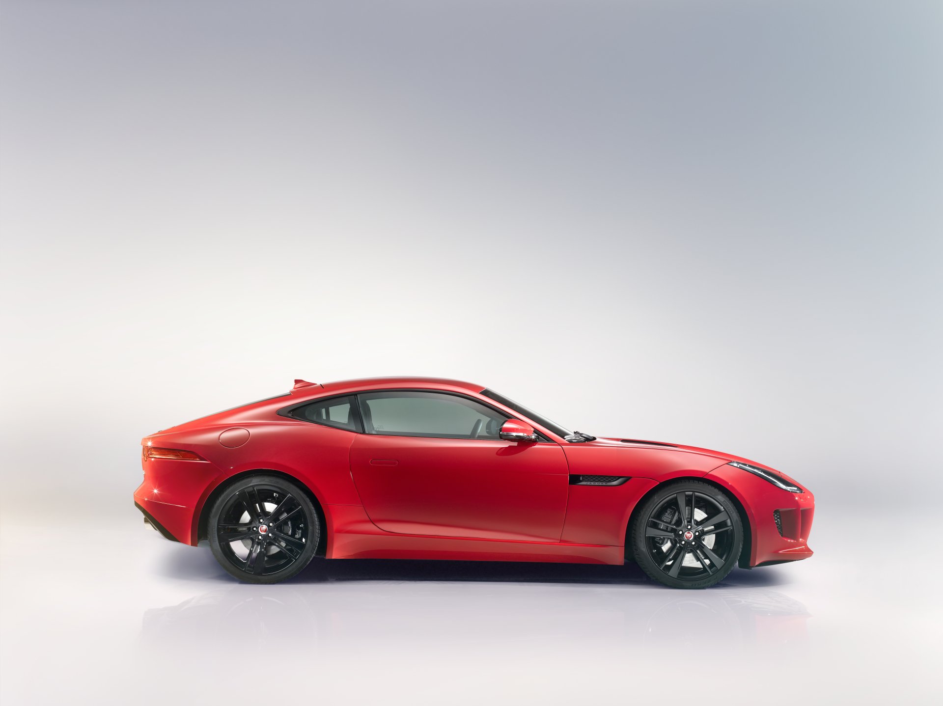 Download Vehicle Jaguar F-Type S Coupe 4k Ultra HD Wallpaper