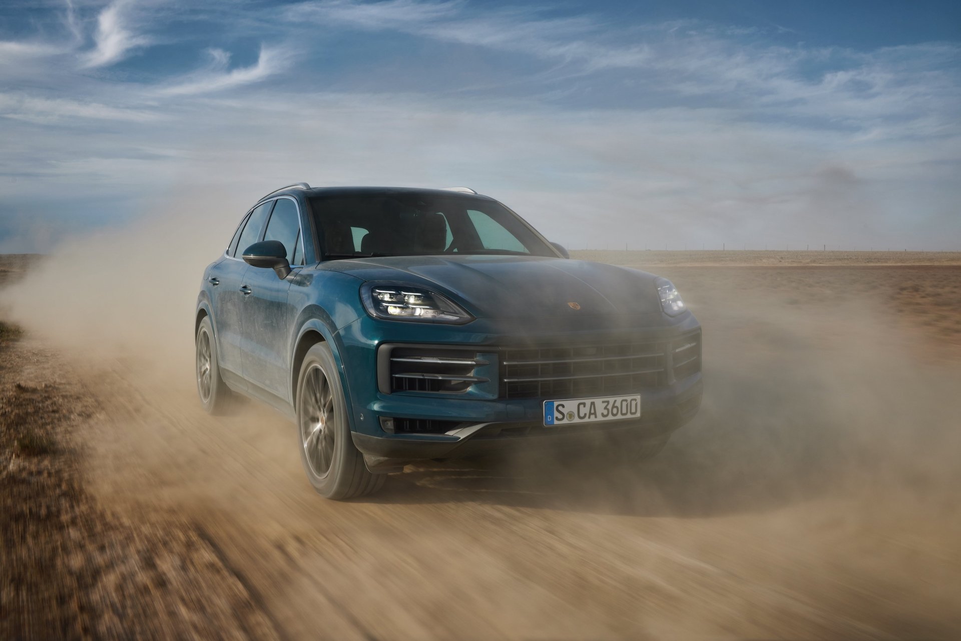 [100+] Porsche Cayenne Wallpapers