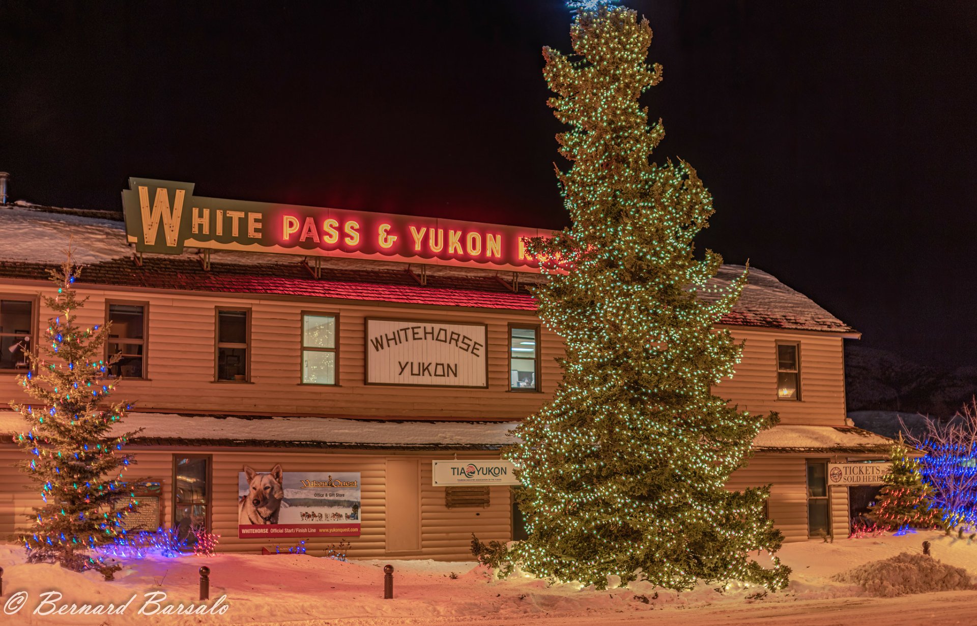 Download Man Made Quebec HD Wallpaper