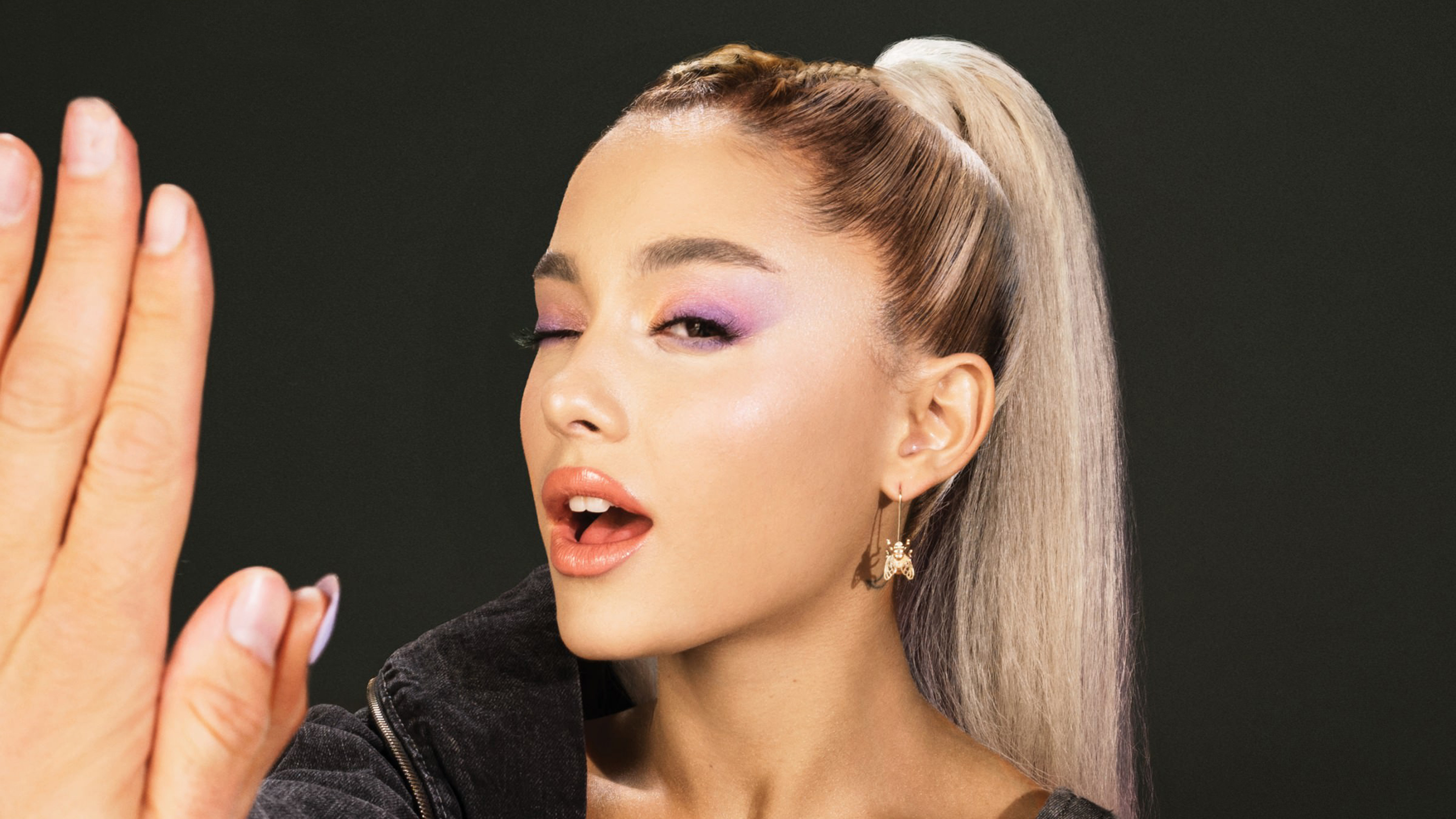 Celebrity Ariana Grande HD Wallpaper | Background Image