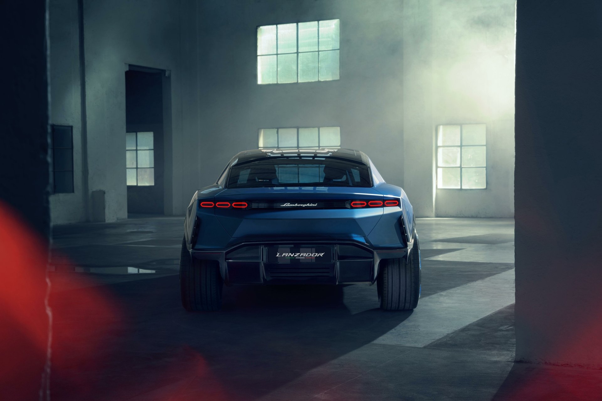 Download Vehicle Lamborghini Lanzador 4k Ultra HD Wallpaper