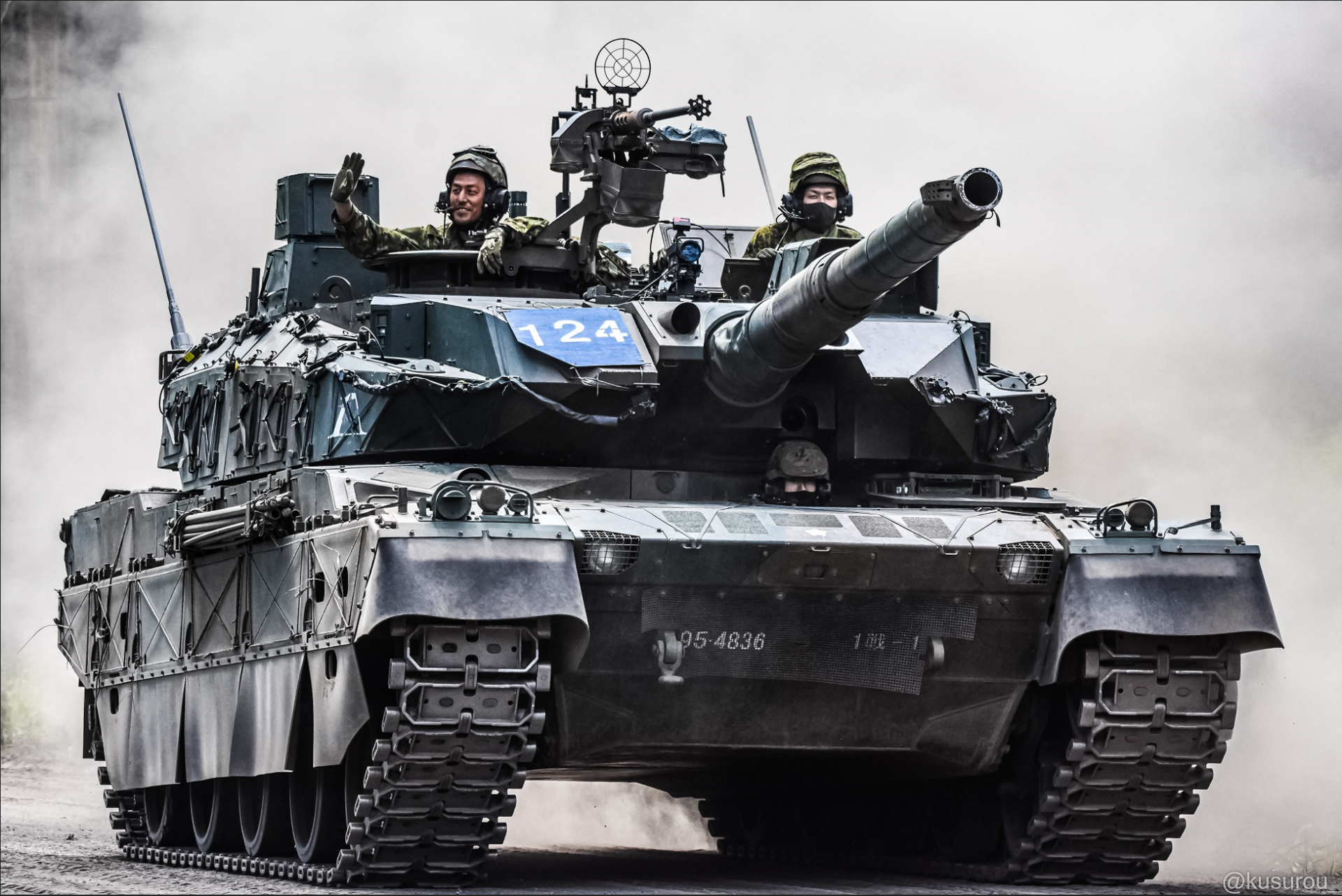 Type 10 Hitomaru tank, manufactured by Mitsubishi Heavy Industries for the Japanese Ground Self-Defense Force, in action as HD desktop wallpaper.