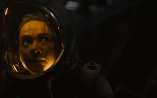 A dynamic HD wallpaper from the movie Alien: Romulus, featuring Cailee Spaeny, adds a striking visual element to your desktop background.