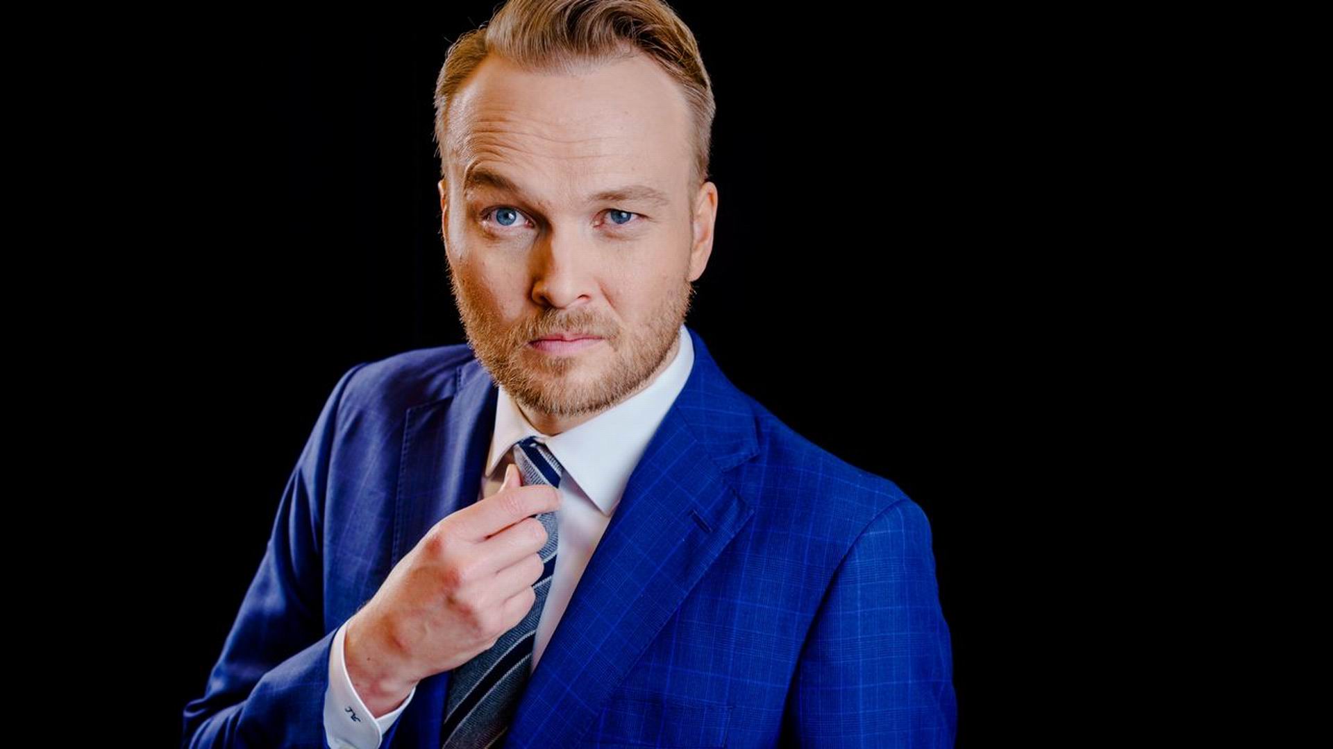 Download Arjen Lubach Comedian HD Wallpaper