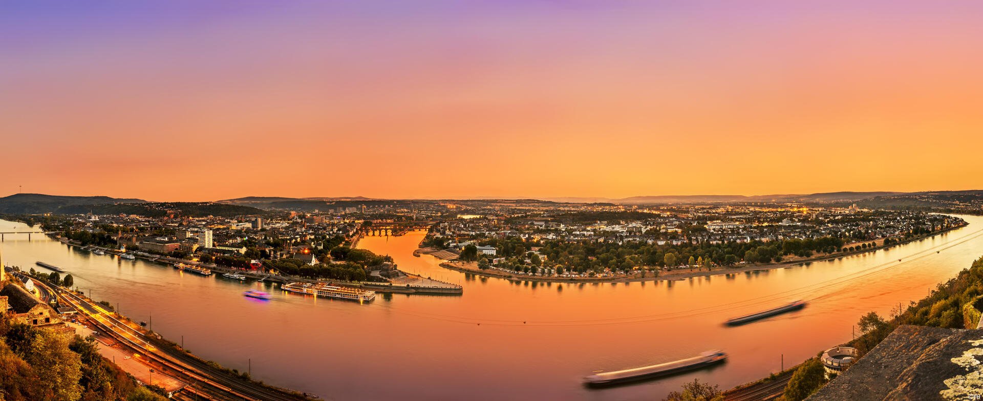 Download City Night HD Wallpaper