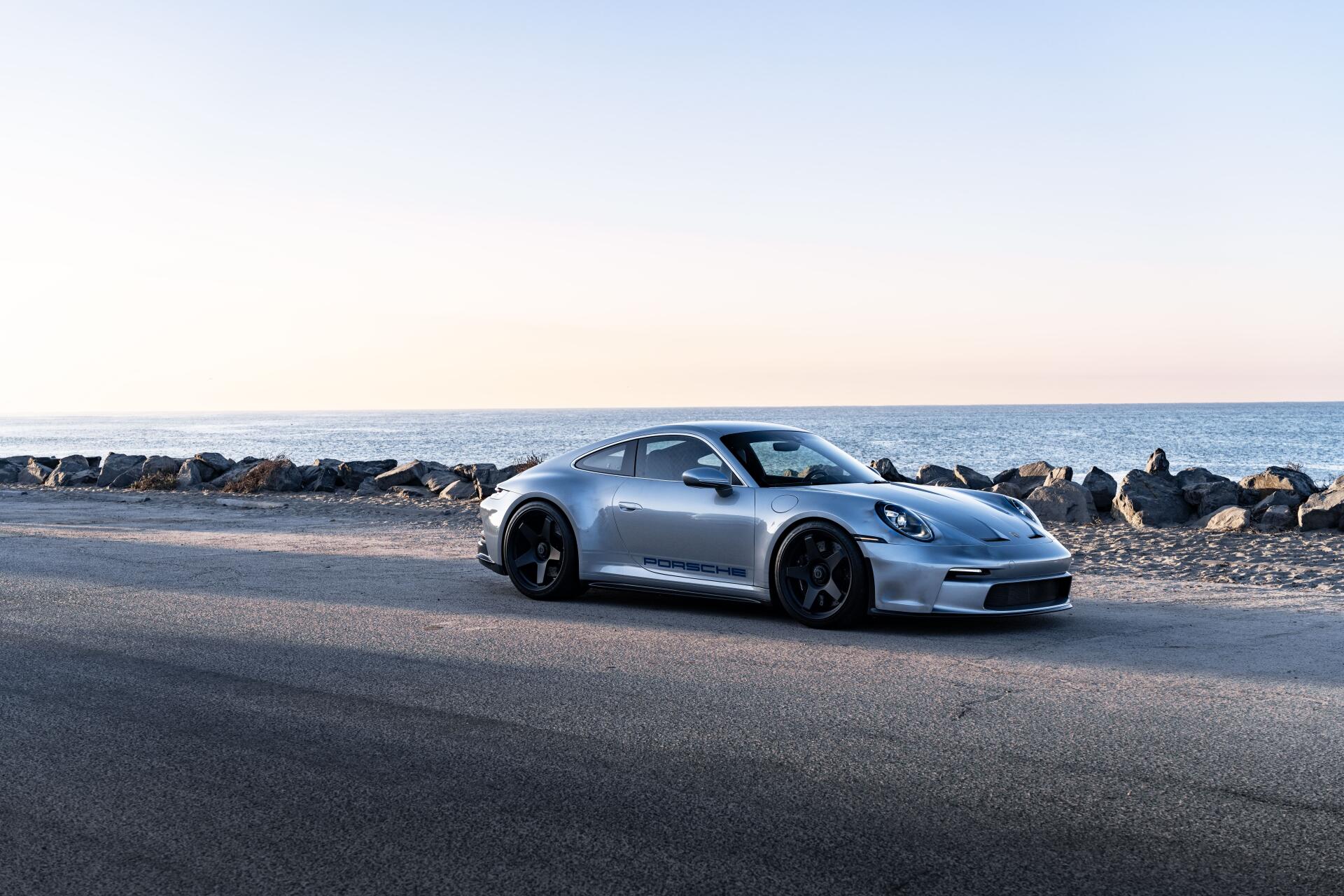 Download Car Porsche GT3 RS 8k Ultra HD Wallpaper