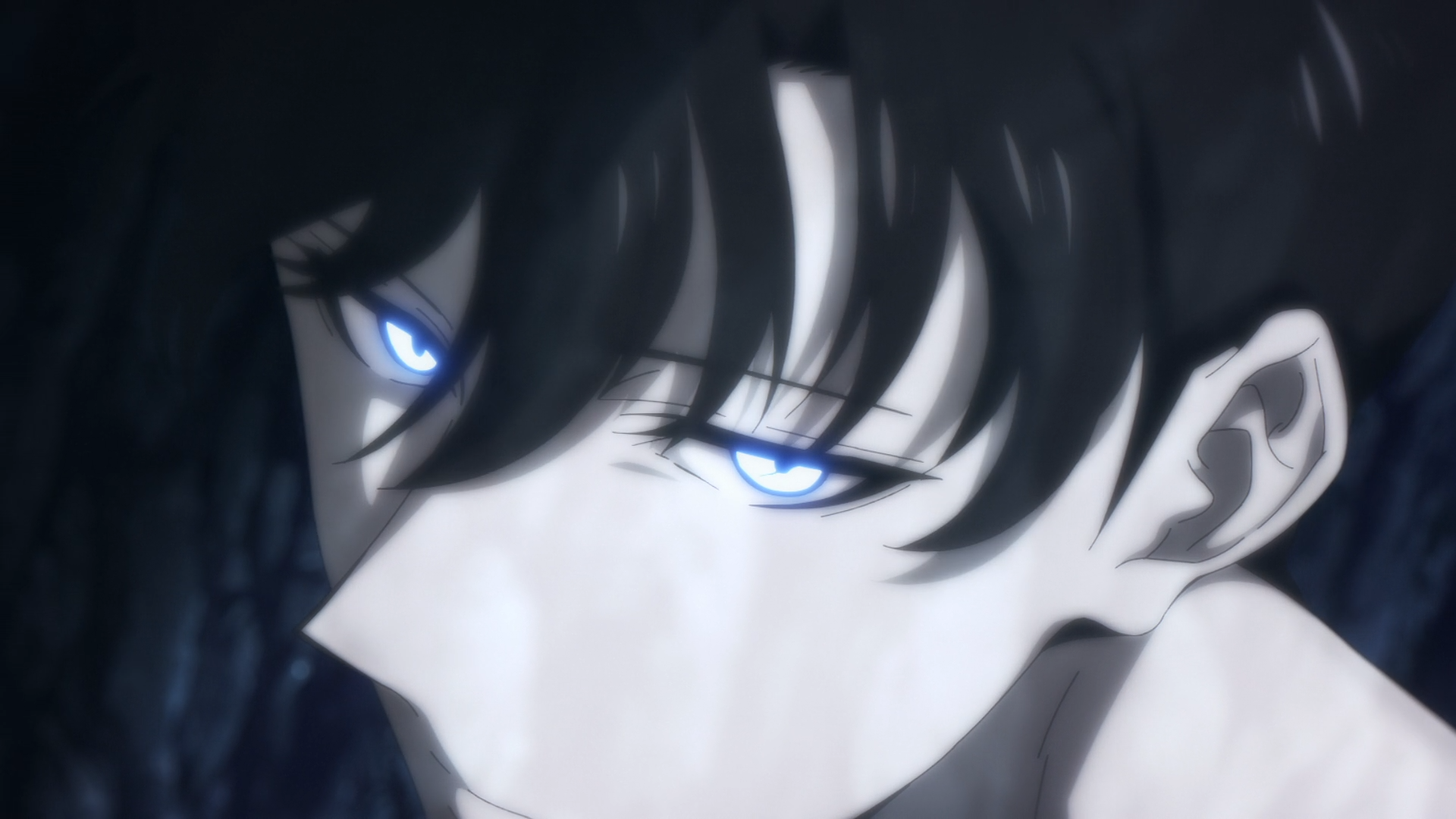 Close-up shot of Sung Jin-Woo from Solo Leveling with glowing blue eyes, featured in an HD anime PC desktop wallpaper.