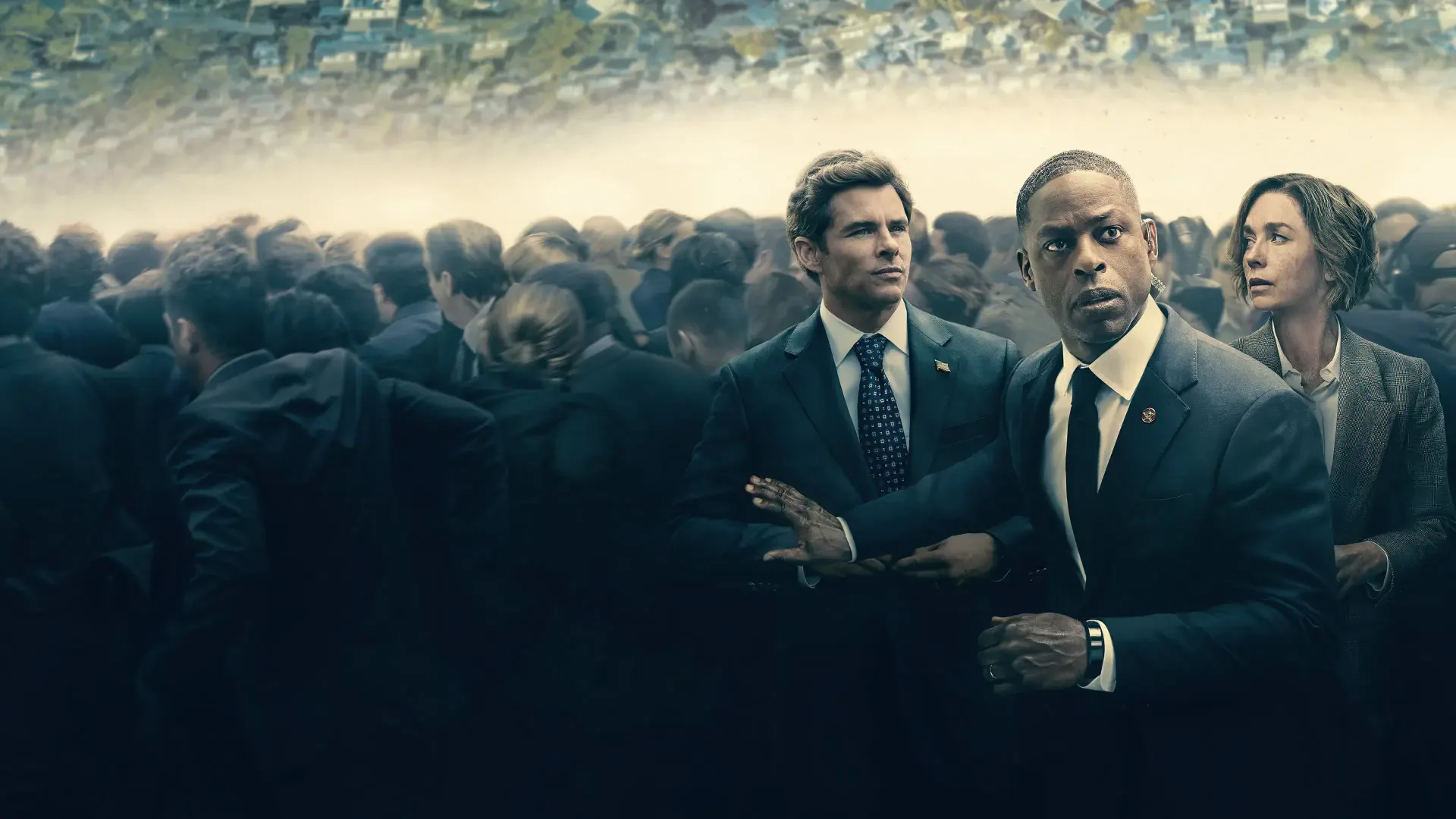 Paradise — 4K Ultra HD PC desktop wallpaper: shadowy crowd with three suited figures emerging through mist under a moody, cinematic sky.