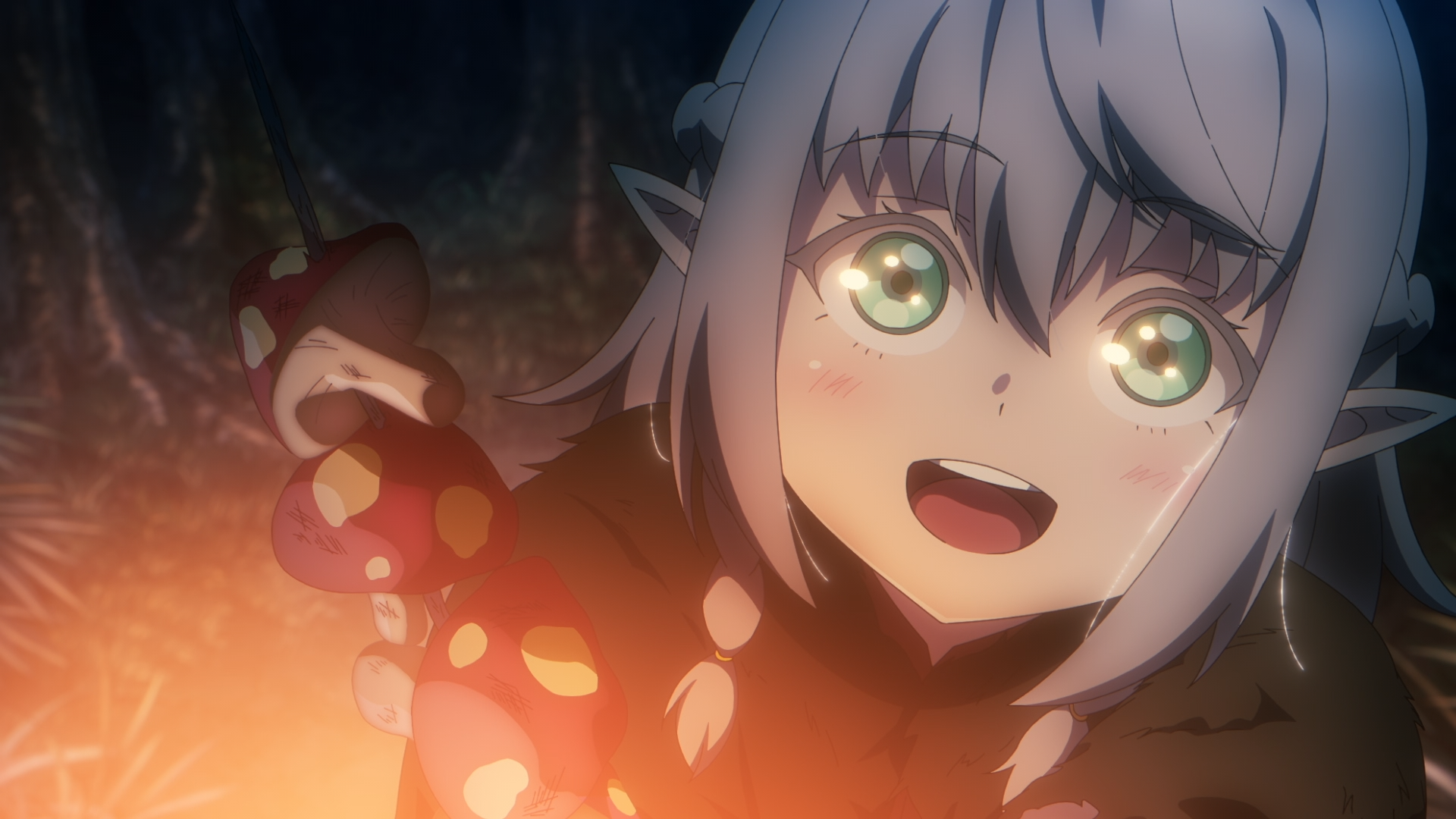 Tessia Eralith from The Beginning After The End — anime HD desktop wallpaper: close-up of her smiling face, glowing green eyes and pale hair bathed in warm orange light.