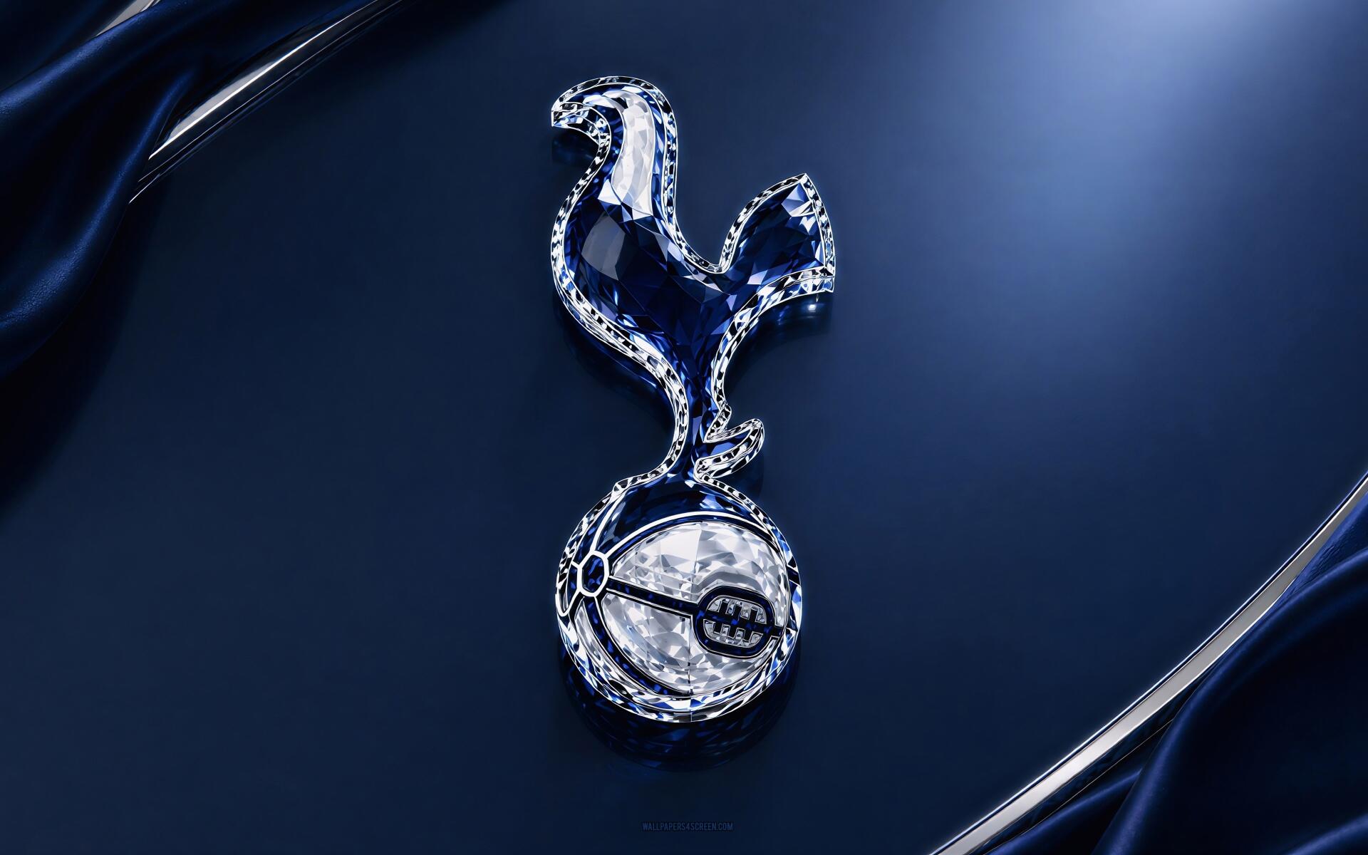 4K Ultra HD PC desktop wallpaper showing the Tottenham Hotspur F.C. silver cockerel logo on a glossy dark blue background.