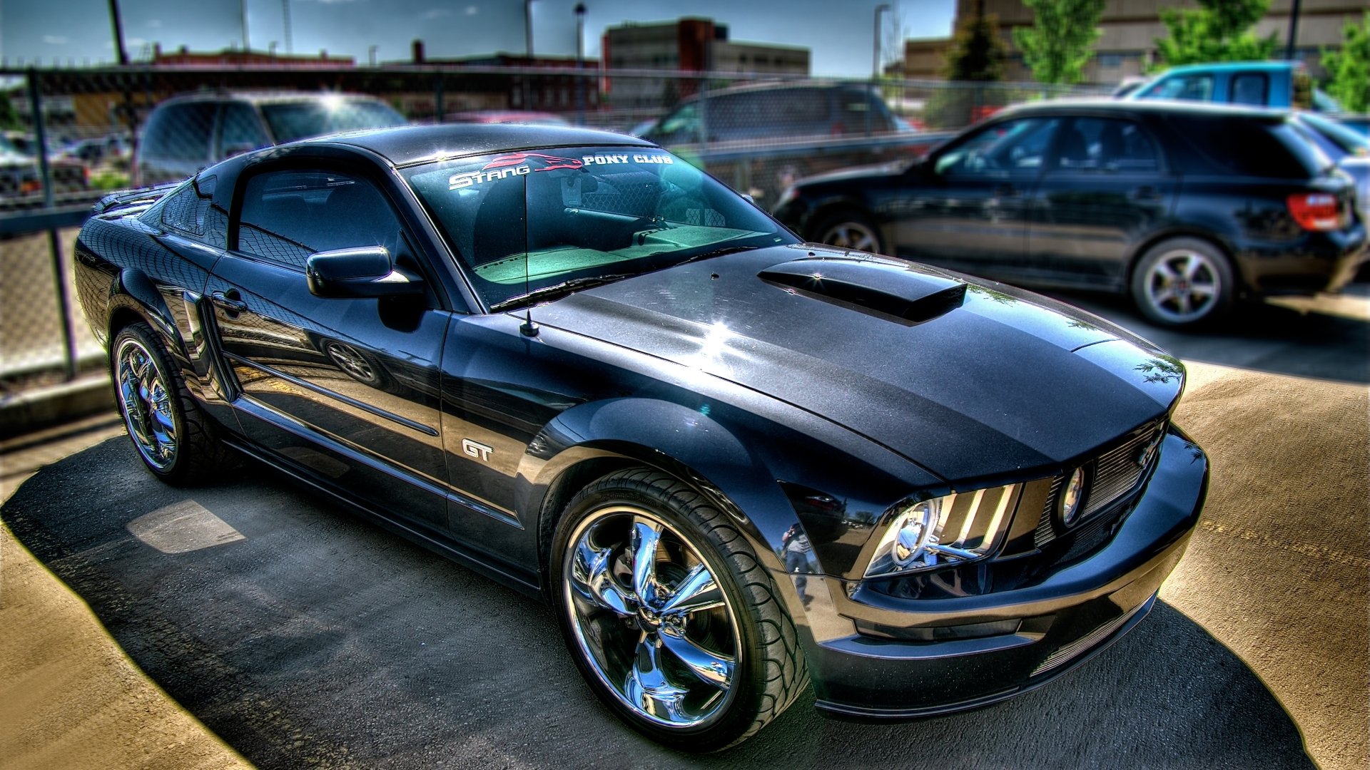 Download Vehicle Ford Mustang GT HD Wallpaper