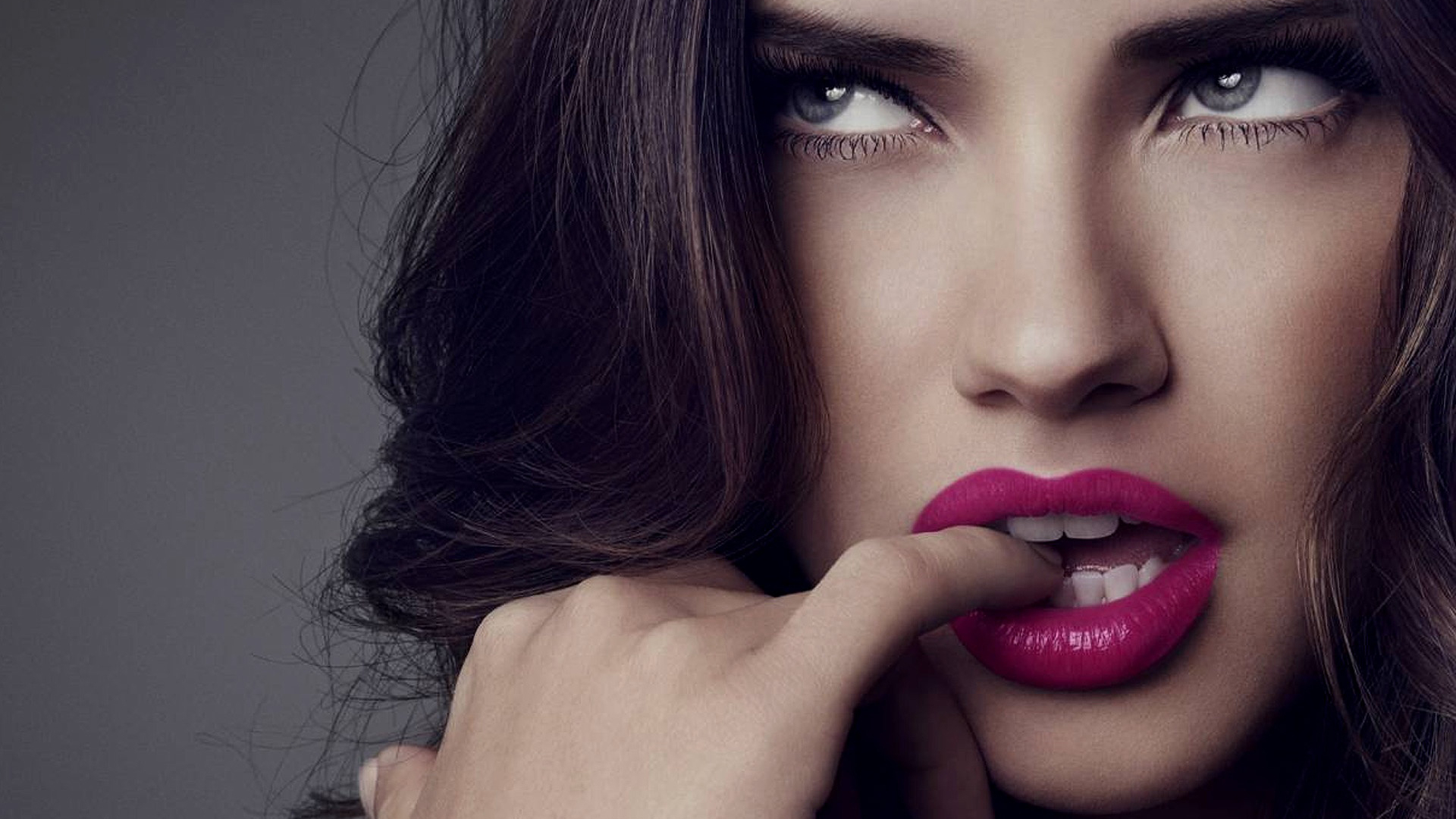 Adriana Lima, the stunning celebrity, captivates in this desktop wallpaper.