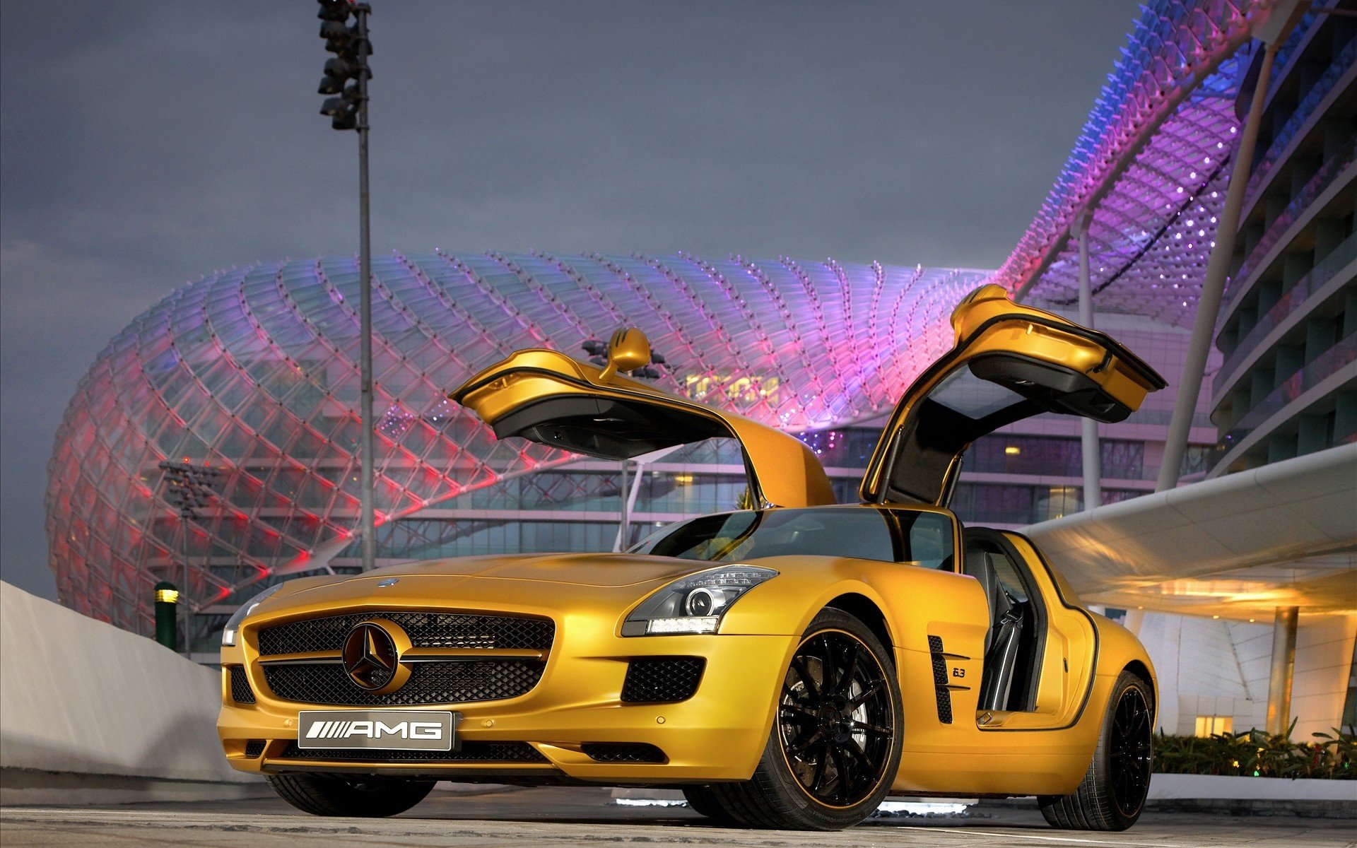 Download Vehicle Mercedes HD Wallpaper