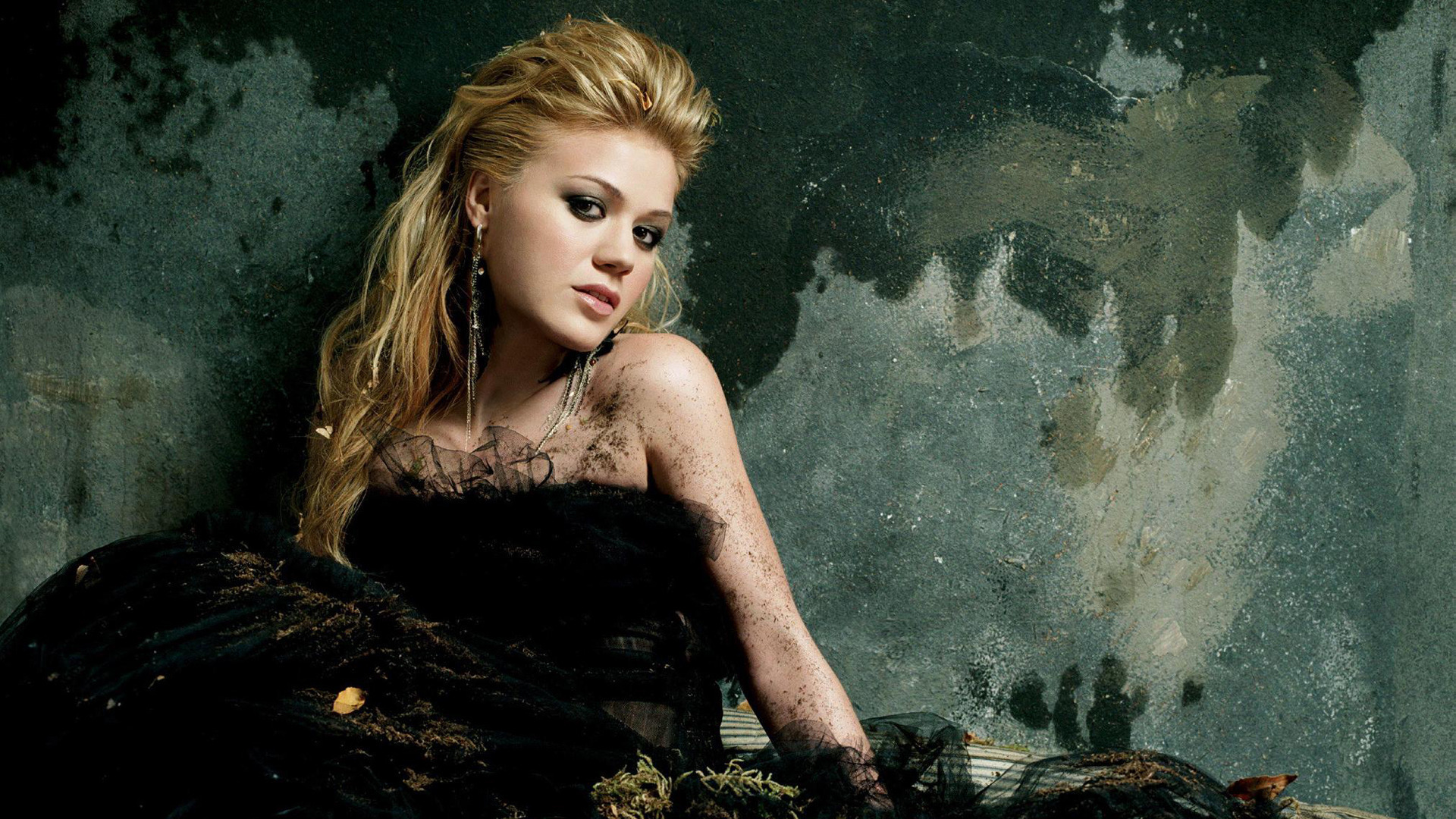 Music Kelly Clarkson HD Wallpaper | Background Image