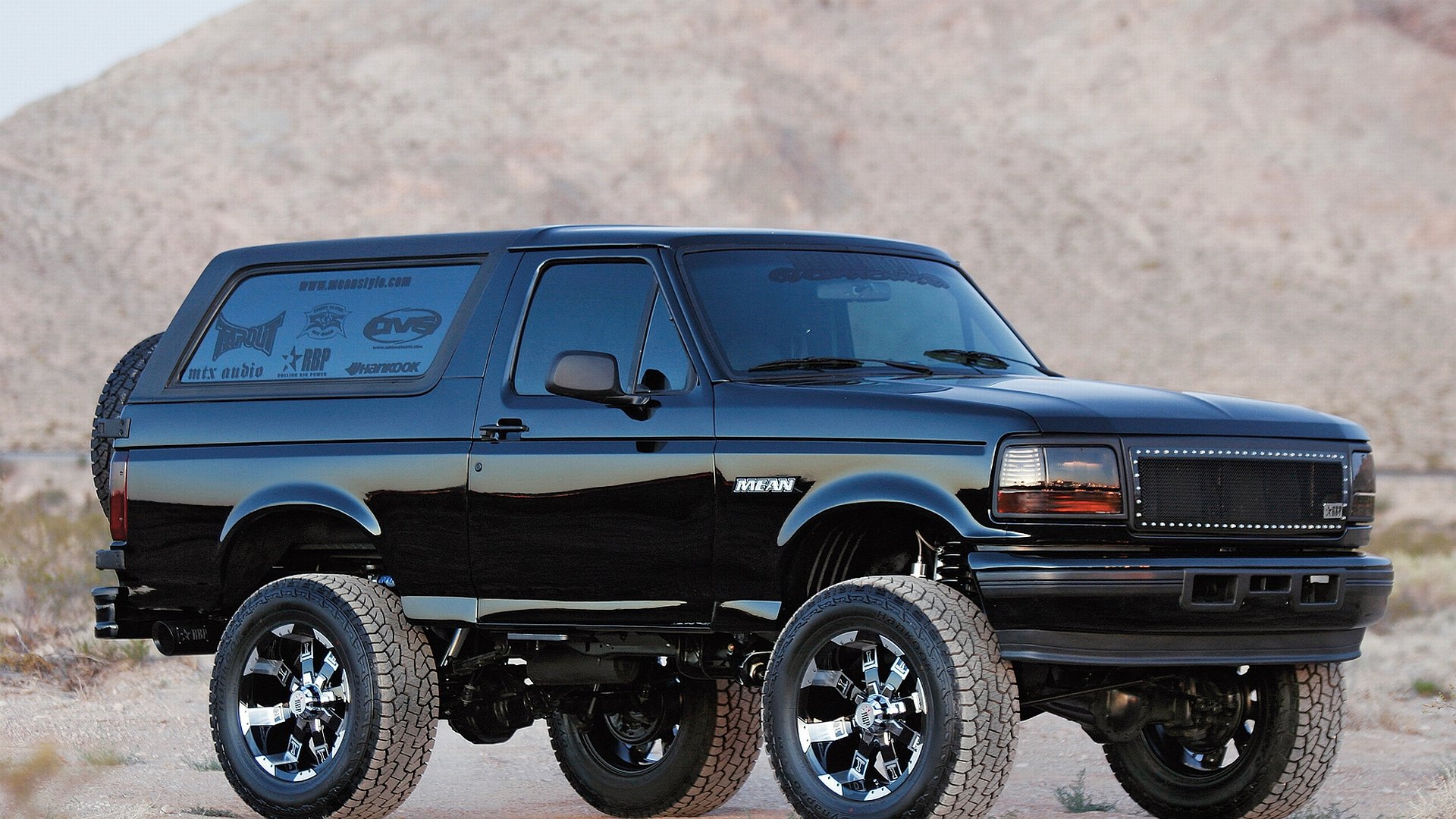 Vehicles Ford Bronco HD Wallpaper