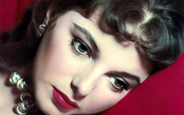 Celebrity Joan Collins HD Wallpaper | Background Image