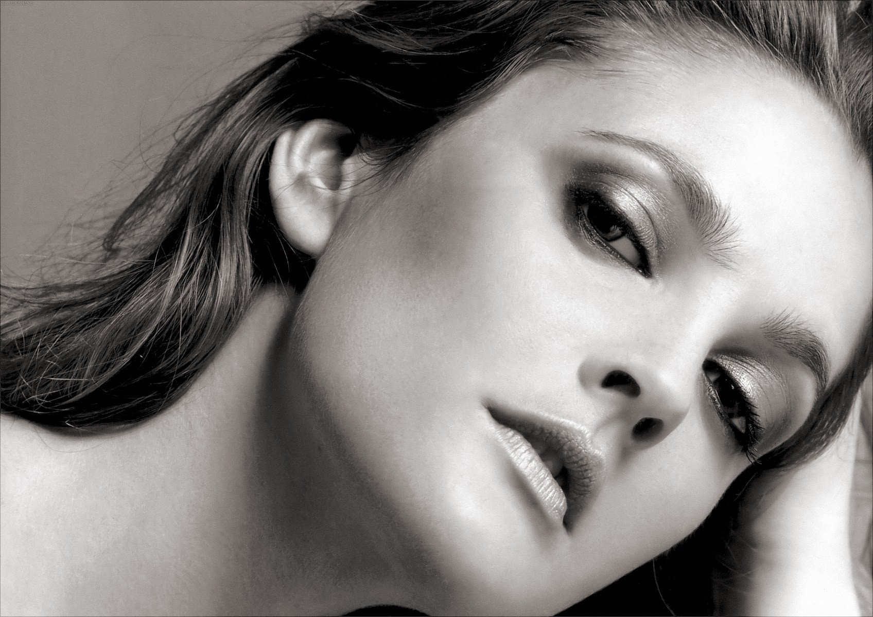 Celebrity Drew Barrymore HD Wallpaper | Background Image