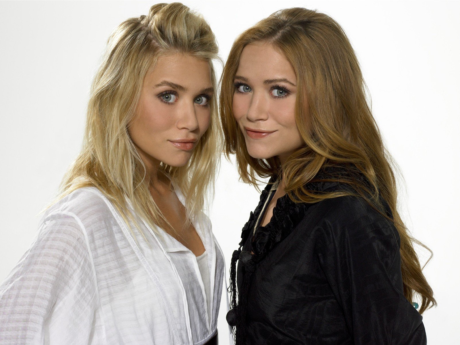 Olsen Twins Wallpaper And Background Image 1603x1204 Id169347