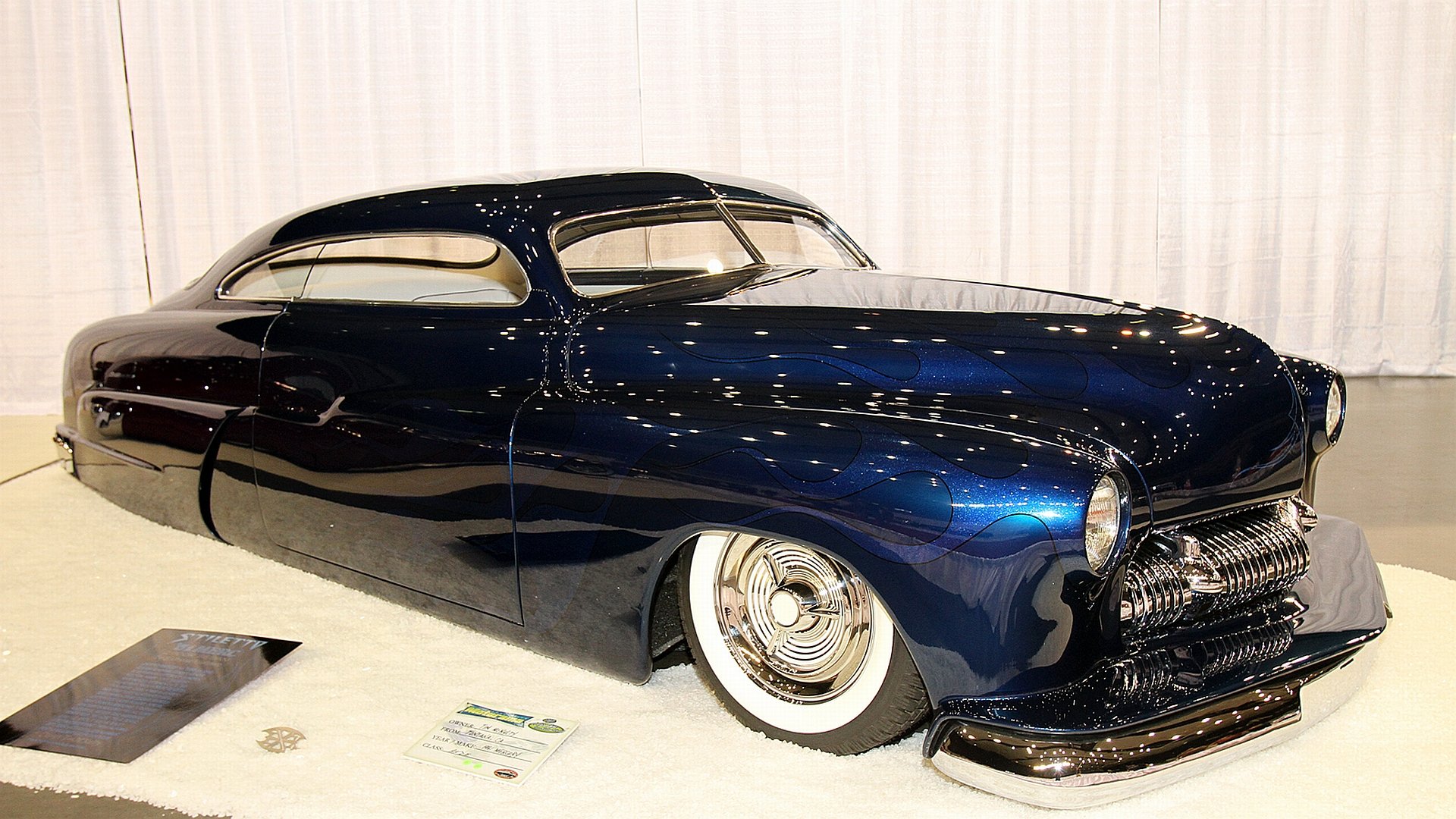 Deep-blue custom vintage car, a low-slung vehicle with whitewall tires and chrome trim, presented as an HD PC desktop wallpaper and background.