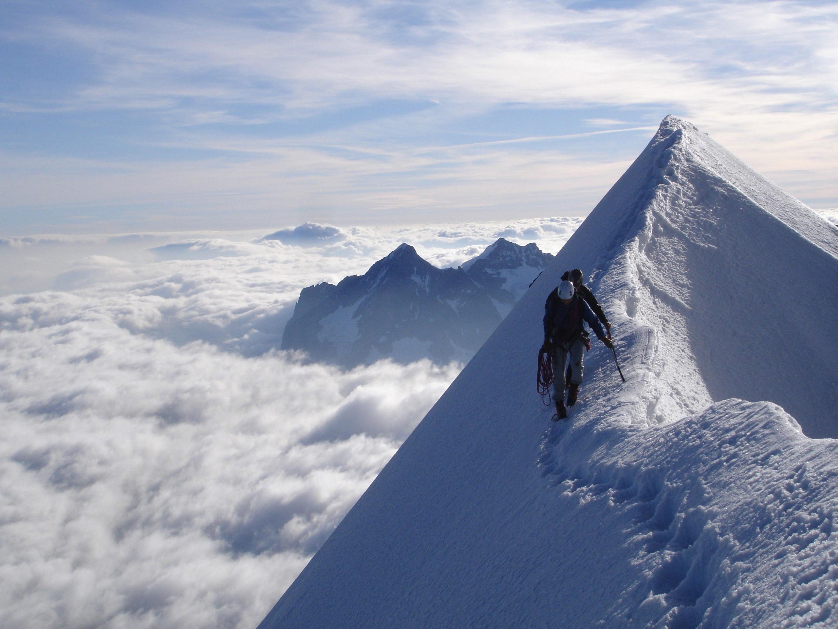 Sports Mountaineering HD Wallpaper | Background Image