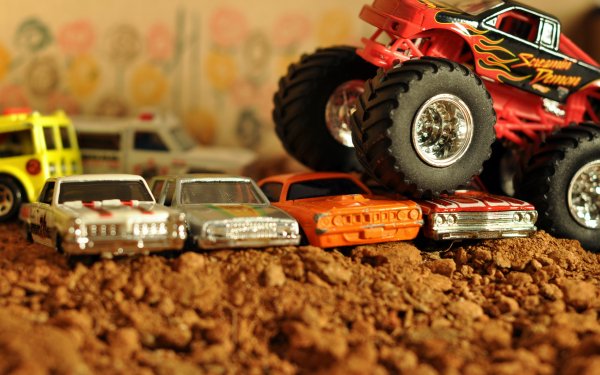 Vehicles Monster Truck HD Wallpaper | Background Image