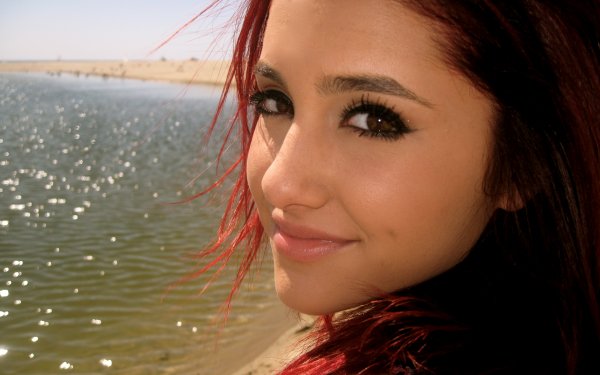 Celebrity Ariana Grande HD Wallpaper | Background Image