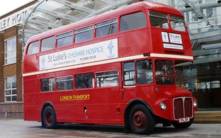  Routemaster Double Decker Bus