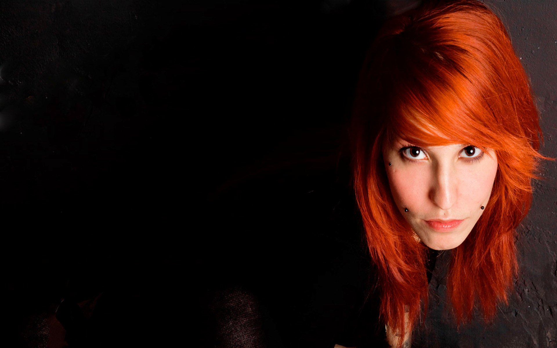 Рыжий цвет волос на короткие волосы с зелеными глазами фото