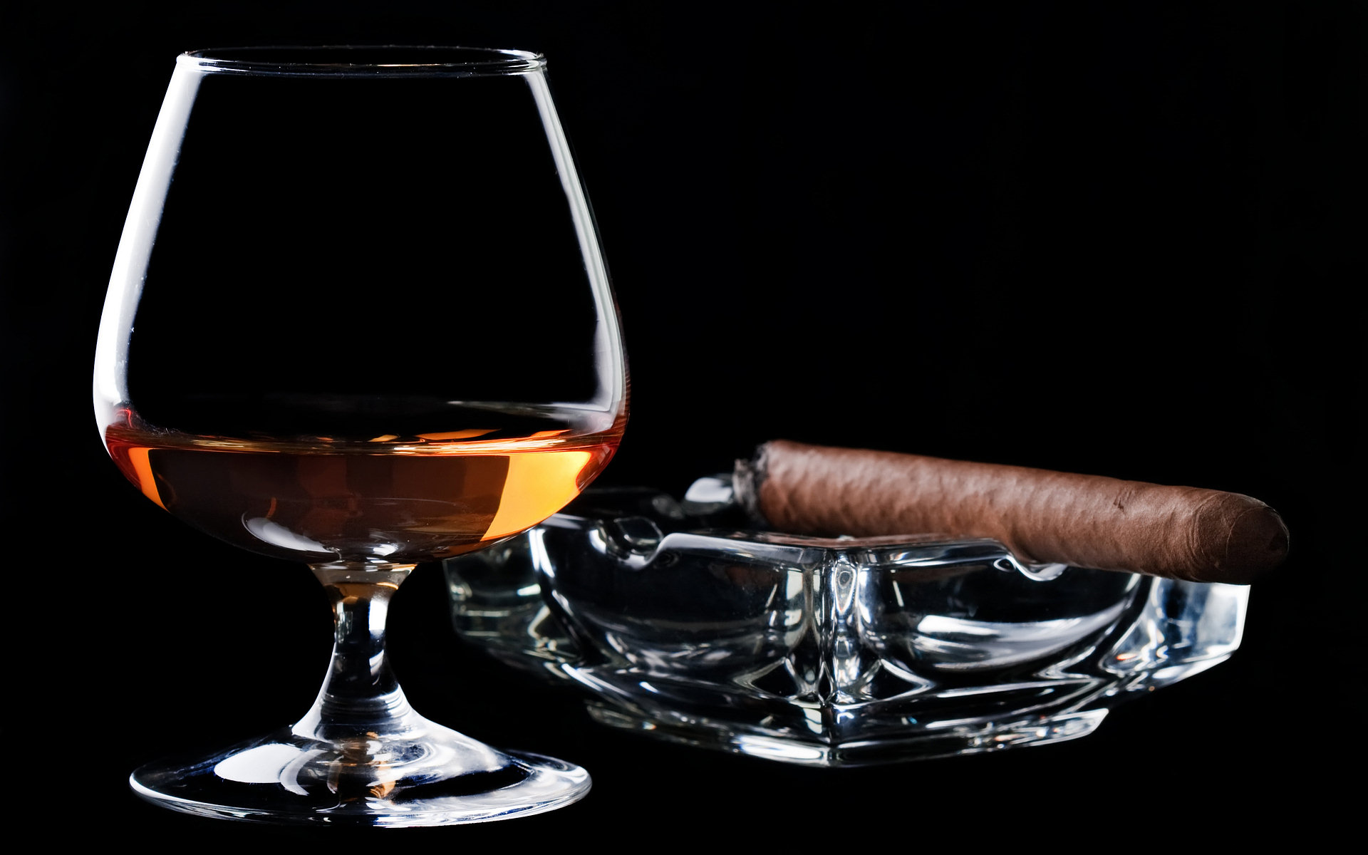  Cognac  And A Cigar  HD Wallpaper  Background Image 