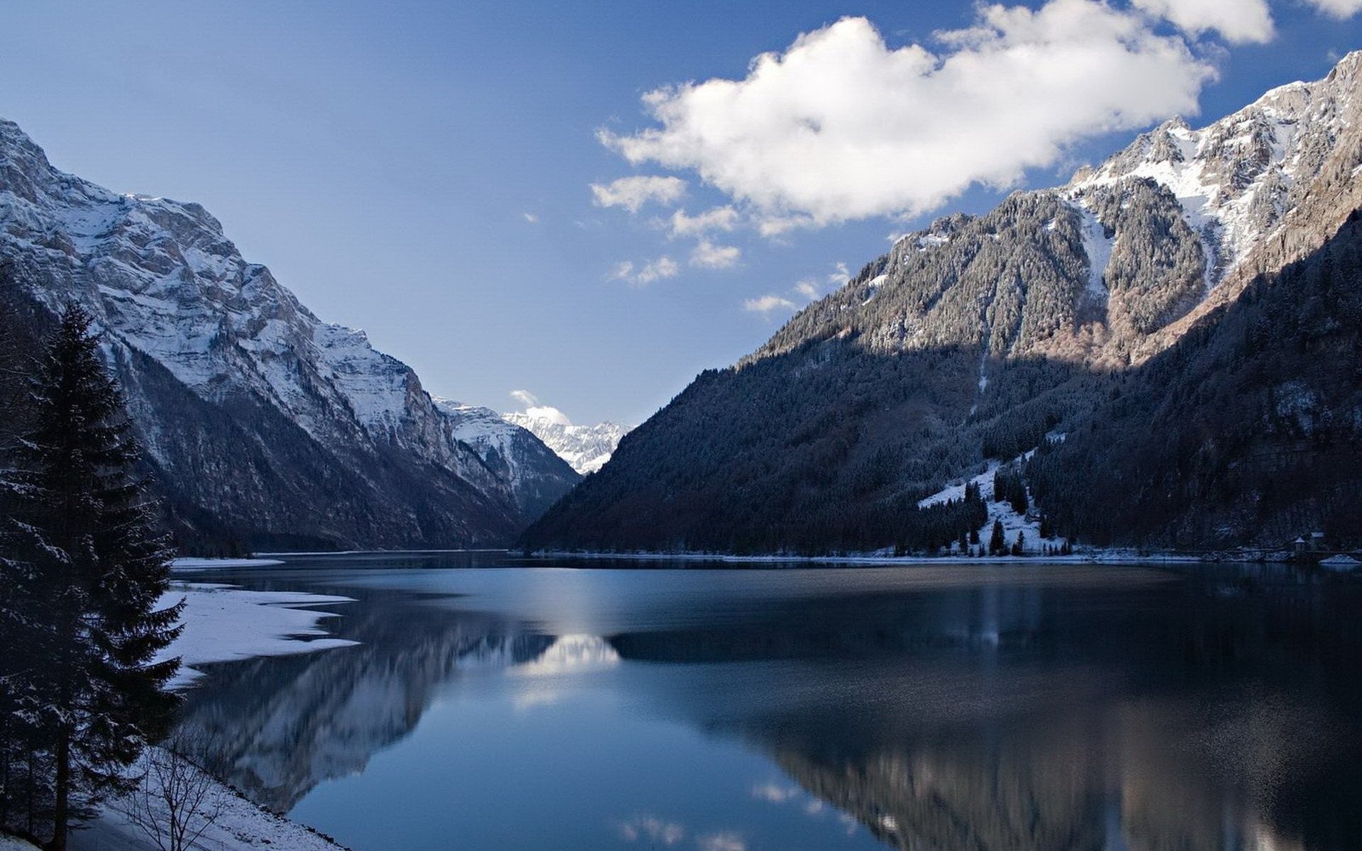 Serene Lake Reflections: Stunning HD Nature Wallpaper | 1920x1200 ...