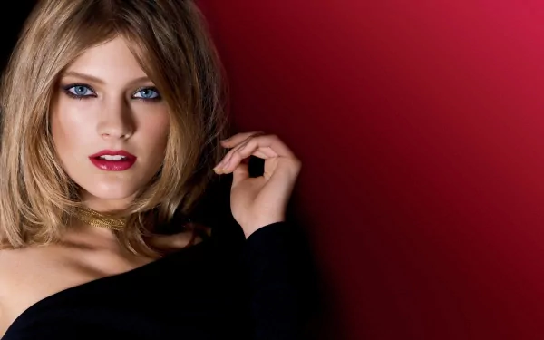 blue eyes lipstick face blonde woman Pretty HD Desktop Wallpaper | Background Image
