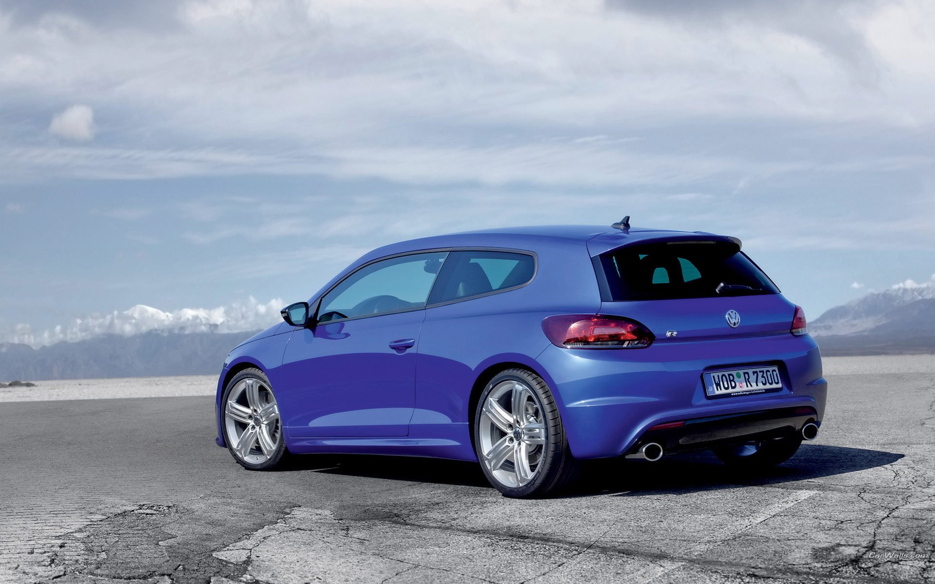 Download Vehicle Volkswagen Volkswagen Scirocco HD Wallpaper