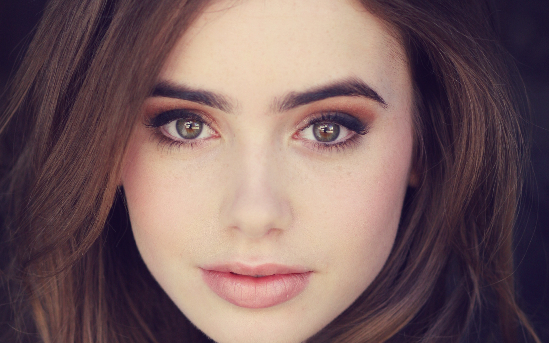 Celebrity Lily Collins HD Wallpaper | Background Image