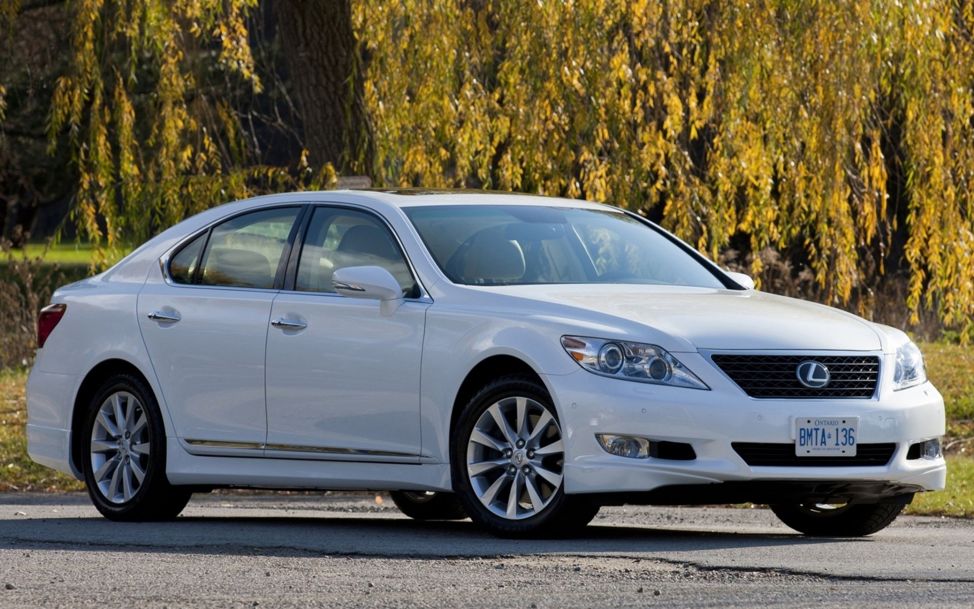 Download Vehicle Lexus HD Wallpaper