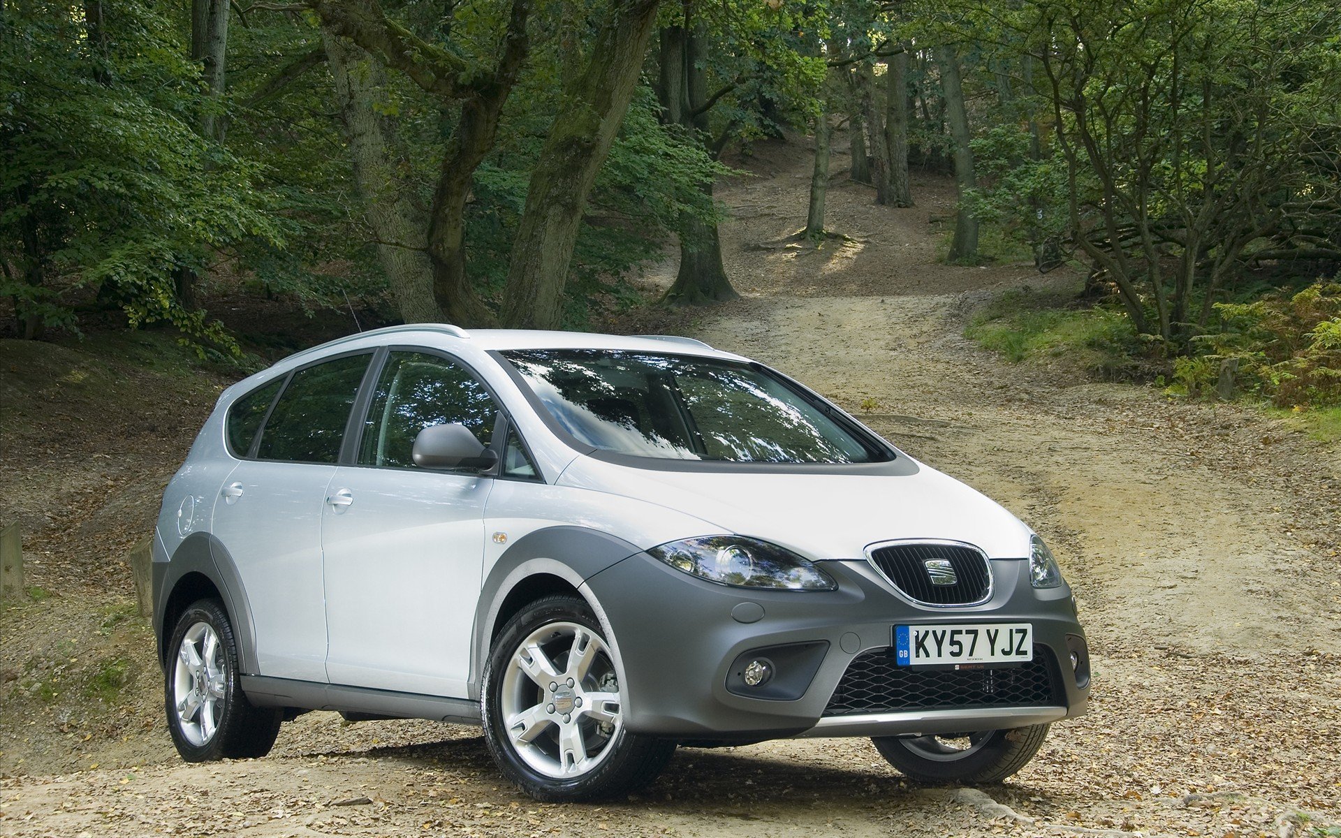 Download Vehicle Seat HD Wallpaper