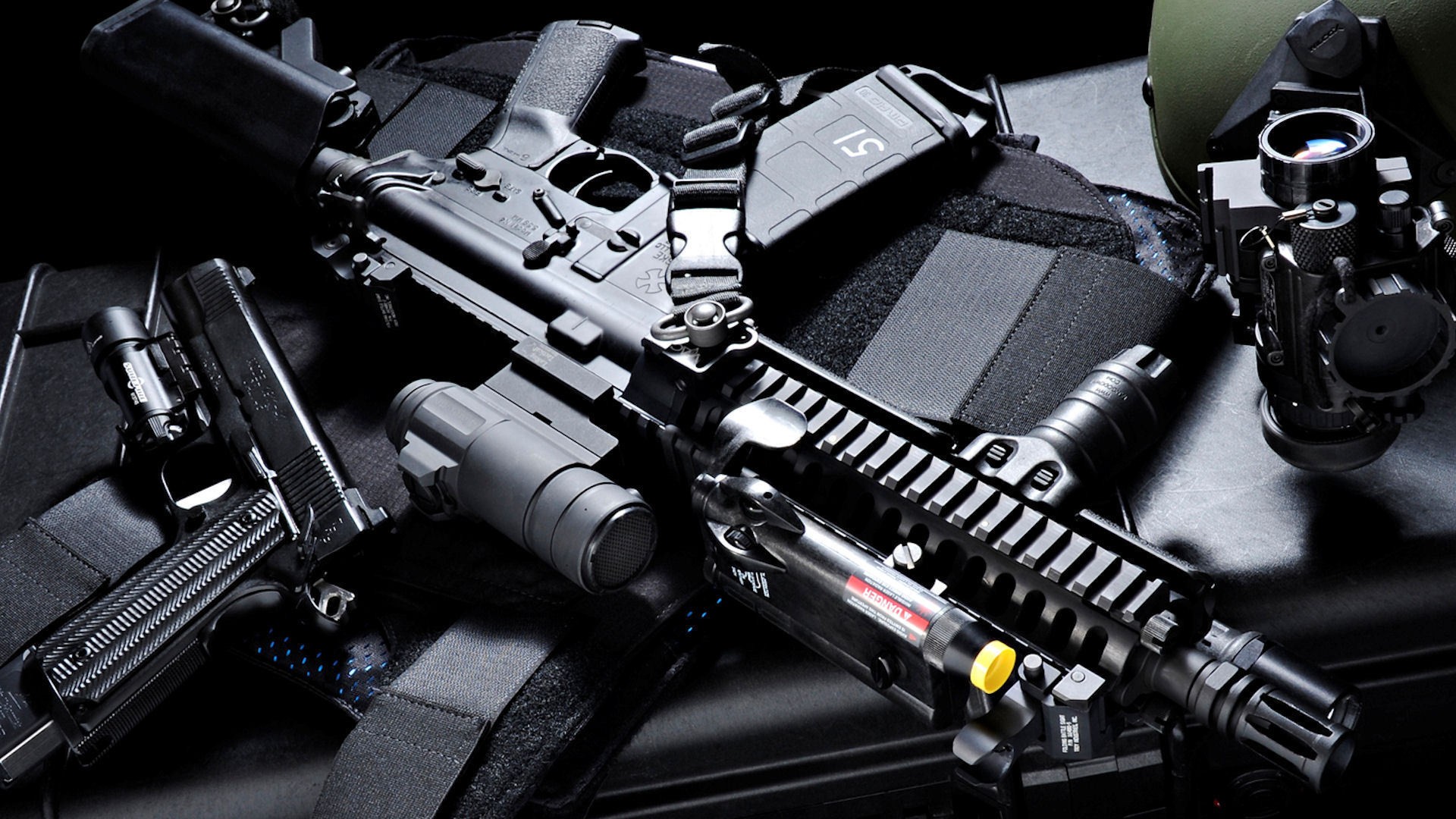 Weapons Assault Rifle HD Wallpaper | Background Image