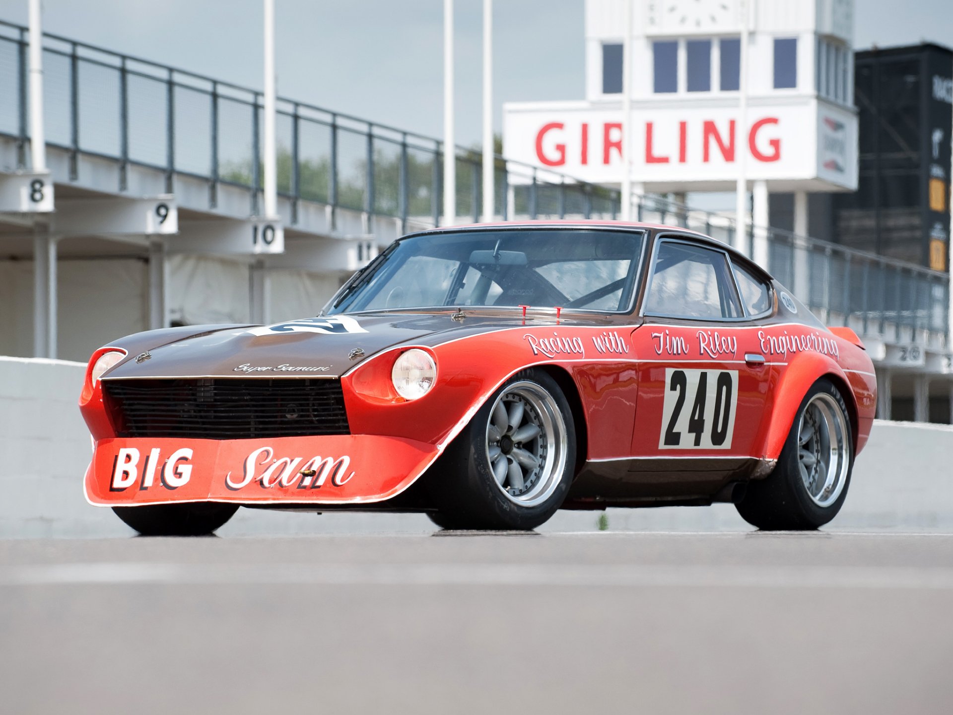 datsun 240z race