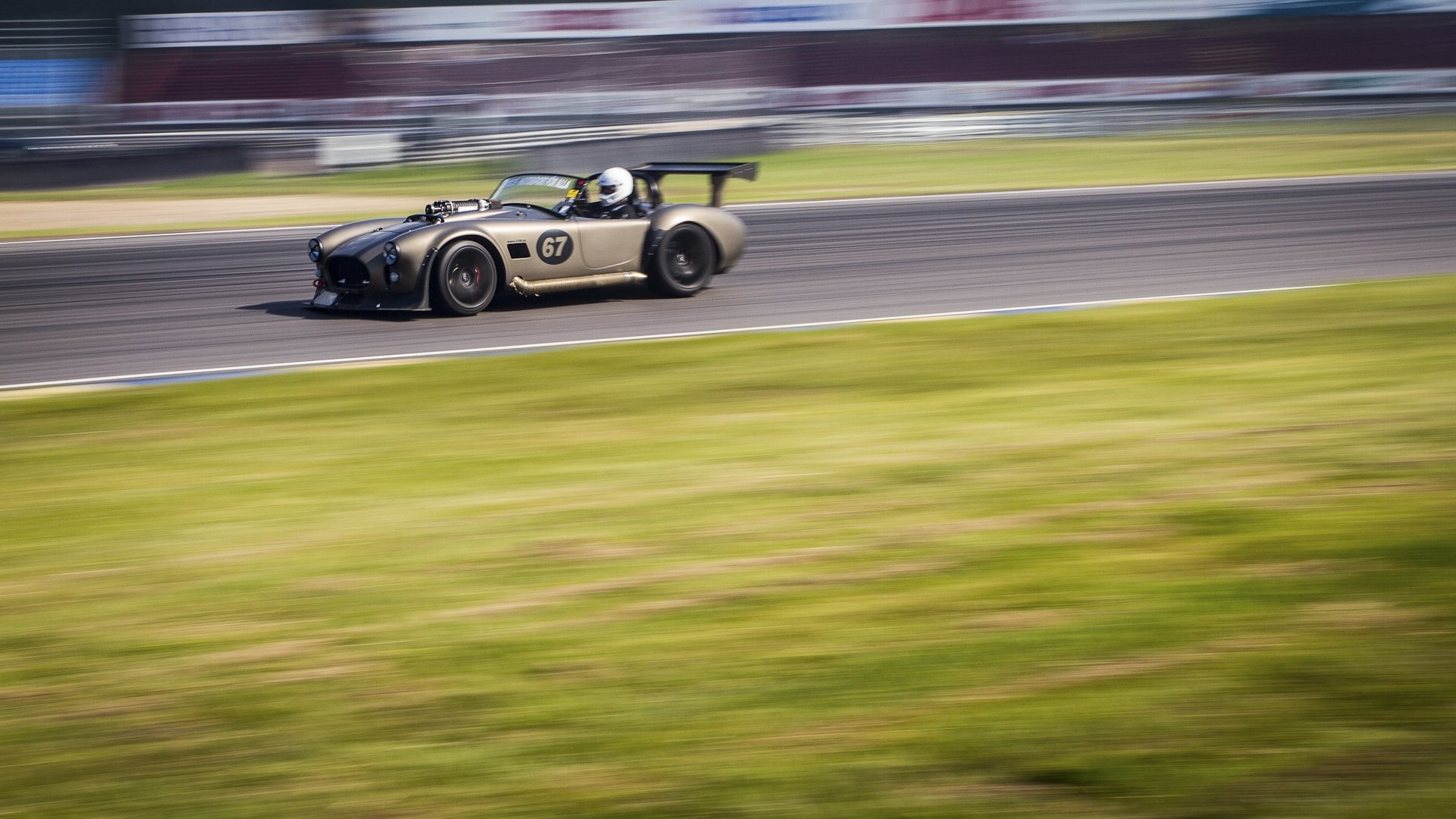 Download Vehicle Cobra HD Wallpaper