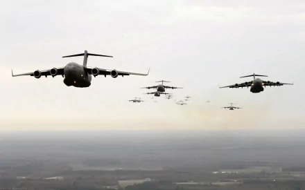 military Boeing C-17 Globemaster III HD Desktop Wallpaper | Background Image
