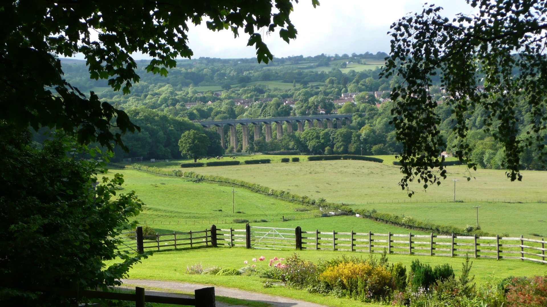 Download Man Made Pontcysyllte Aqueduct HD Wallpaper
