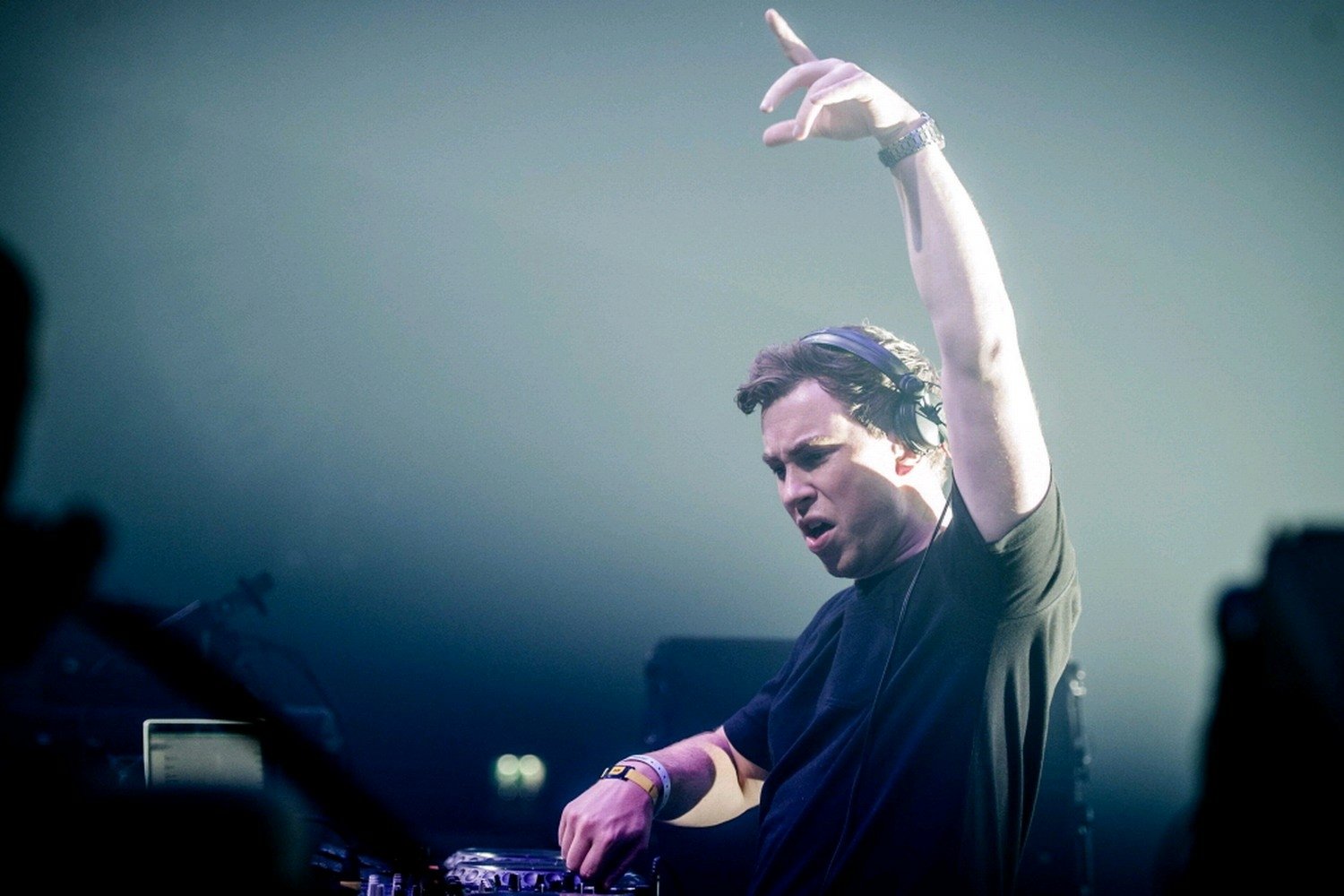 Download Music Hardwell Wallpaper