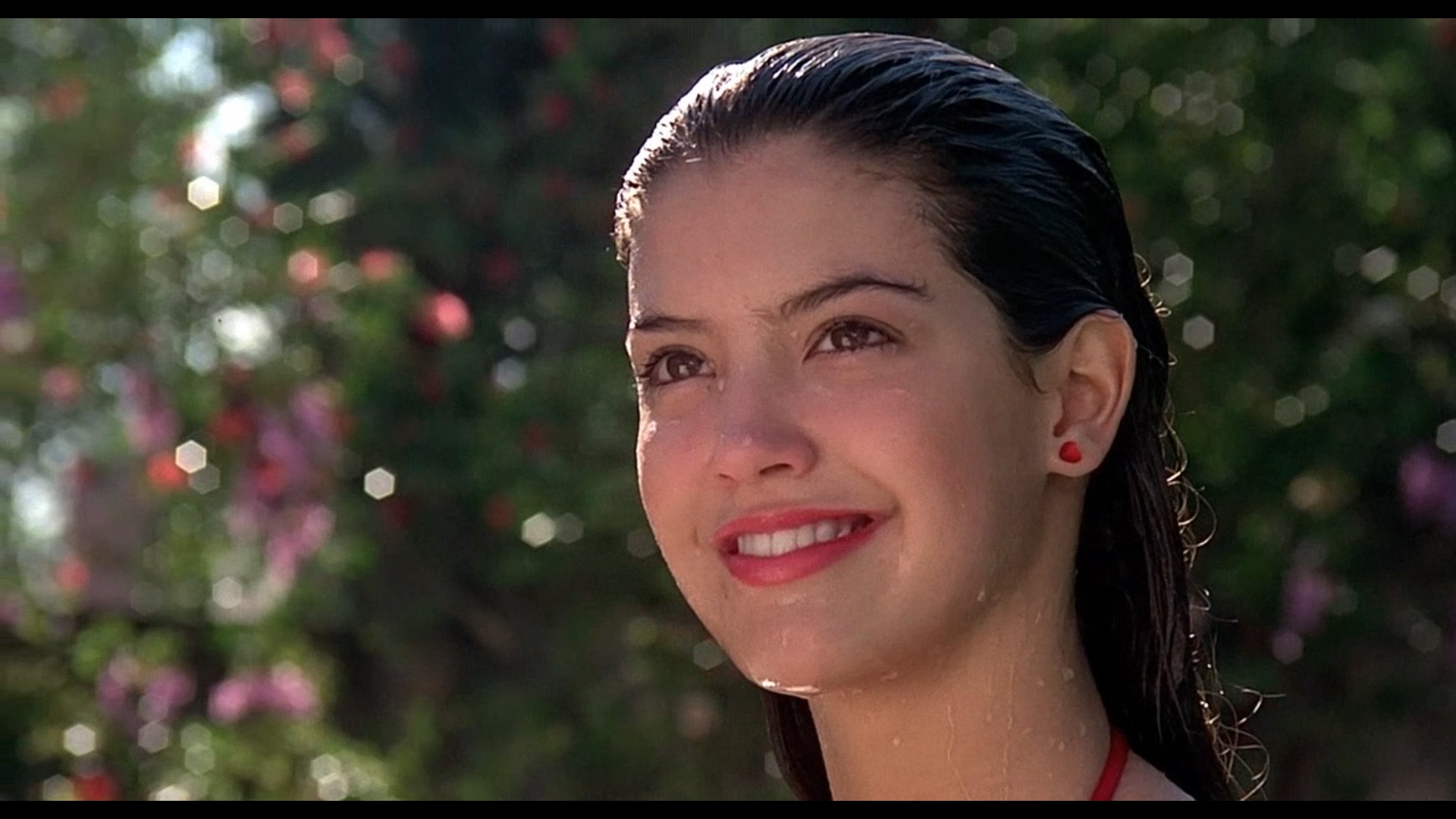 Celebrity Phoebe Cates HD Wallpaper | Background Image